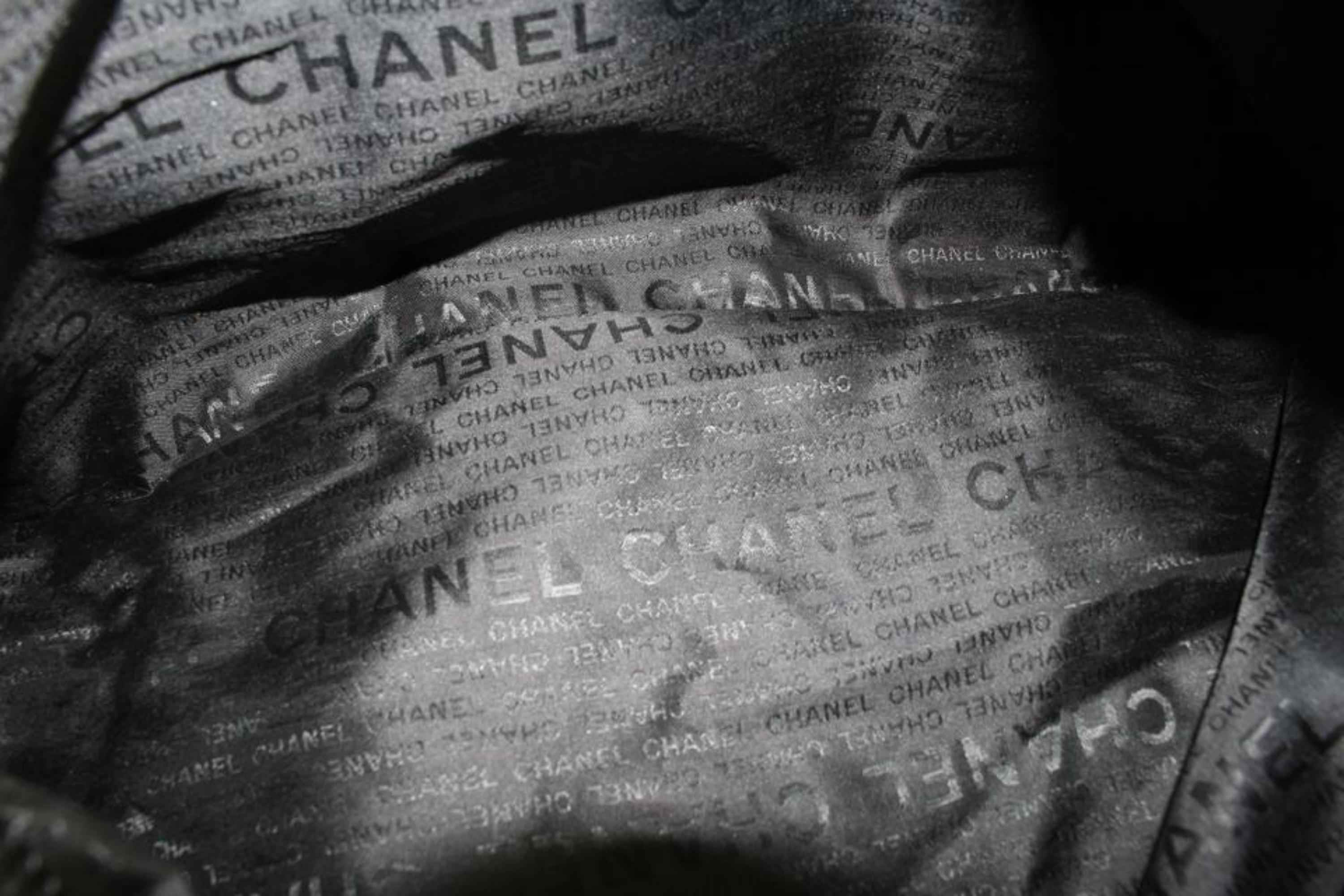 Chanel XL Beige CC Logo Sports Duffle Boston Gym Bag 27cz427s For Sale 4