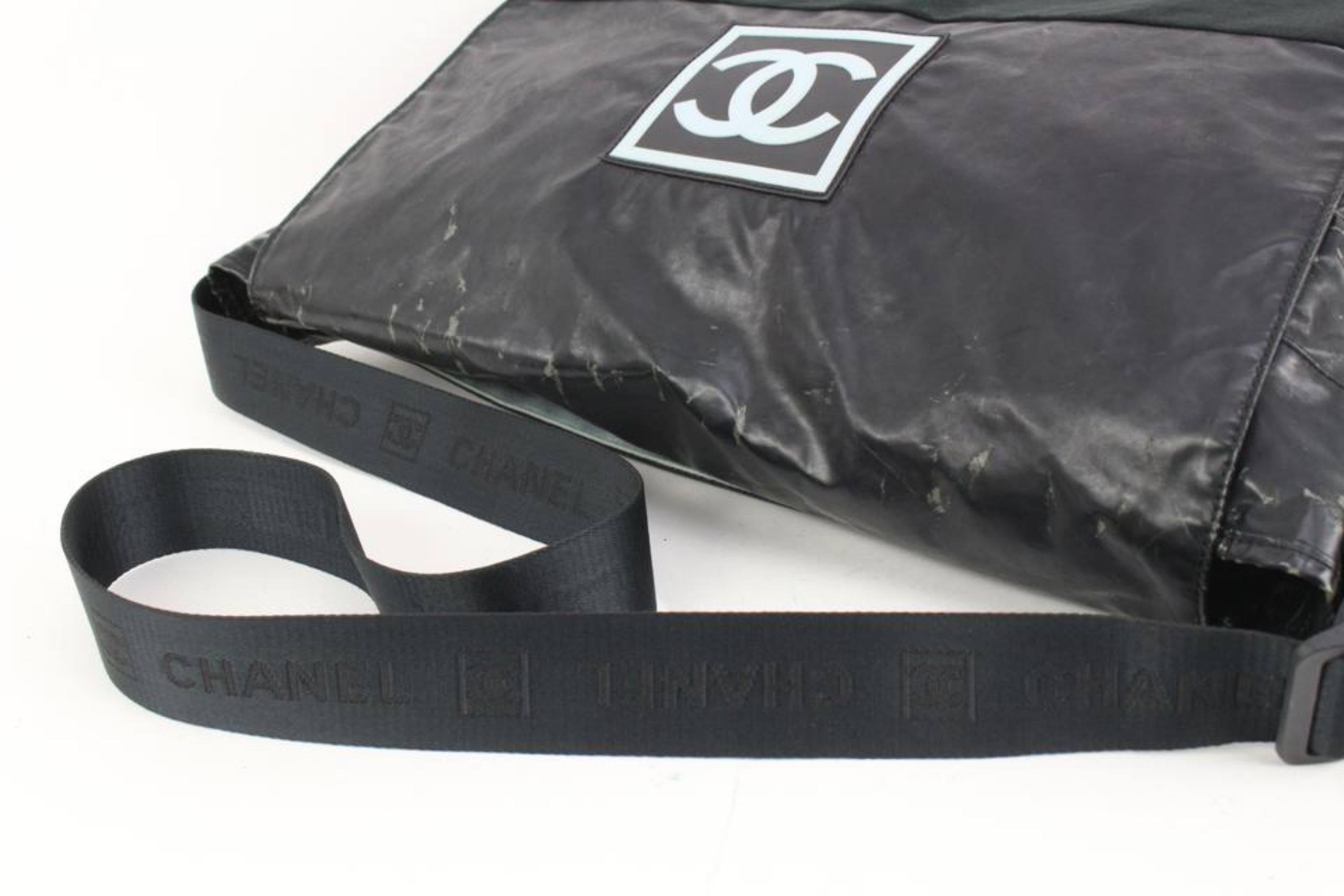 Sac messager Chanel XL noir avec logo sportif 92cz418s en vente 1