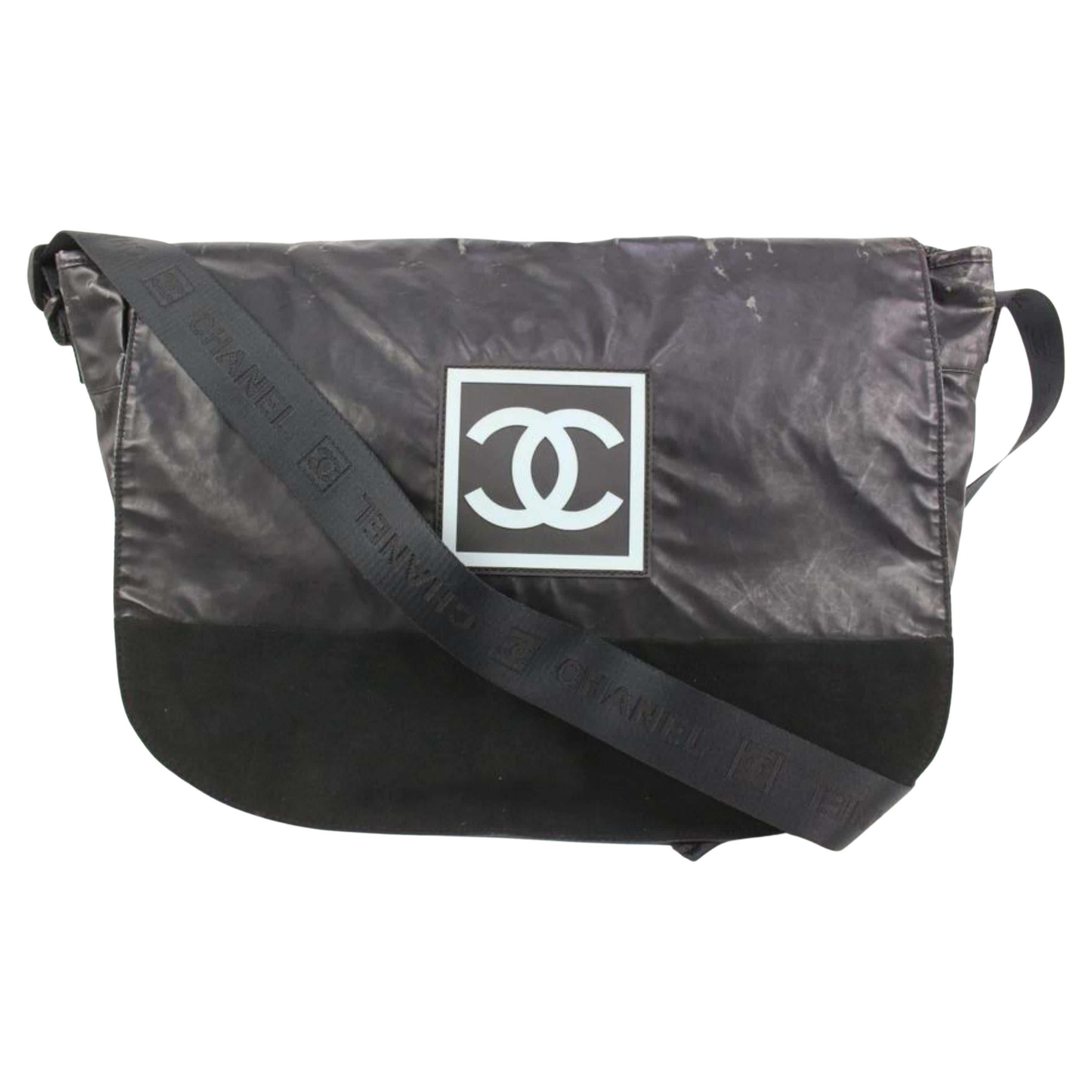 Sac messager Chanel XL noir avec logo sportif 92cz418s en vente