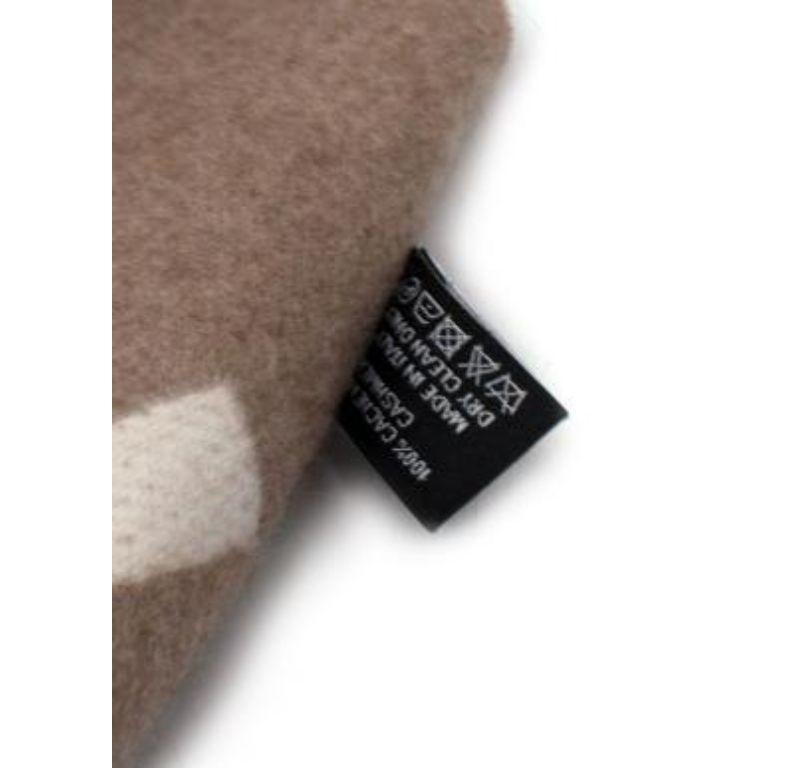 Chanel XL CC Reversible Beige and Brown Cashmere Shawl For Sale 6