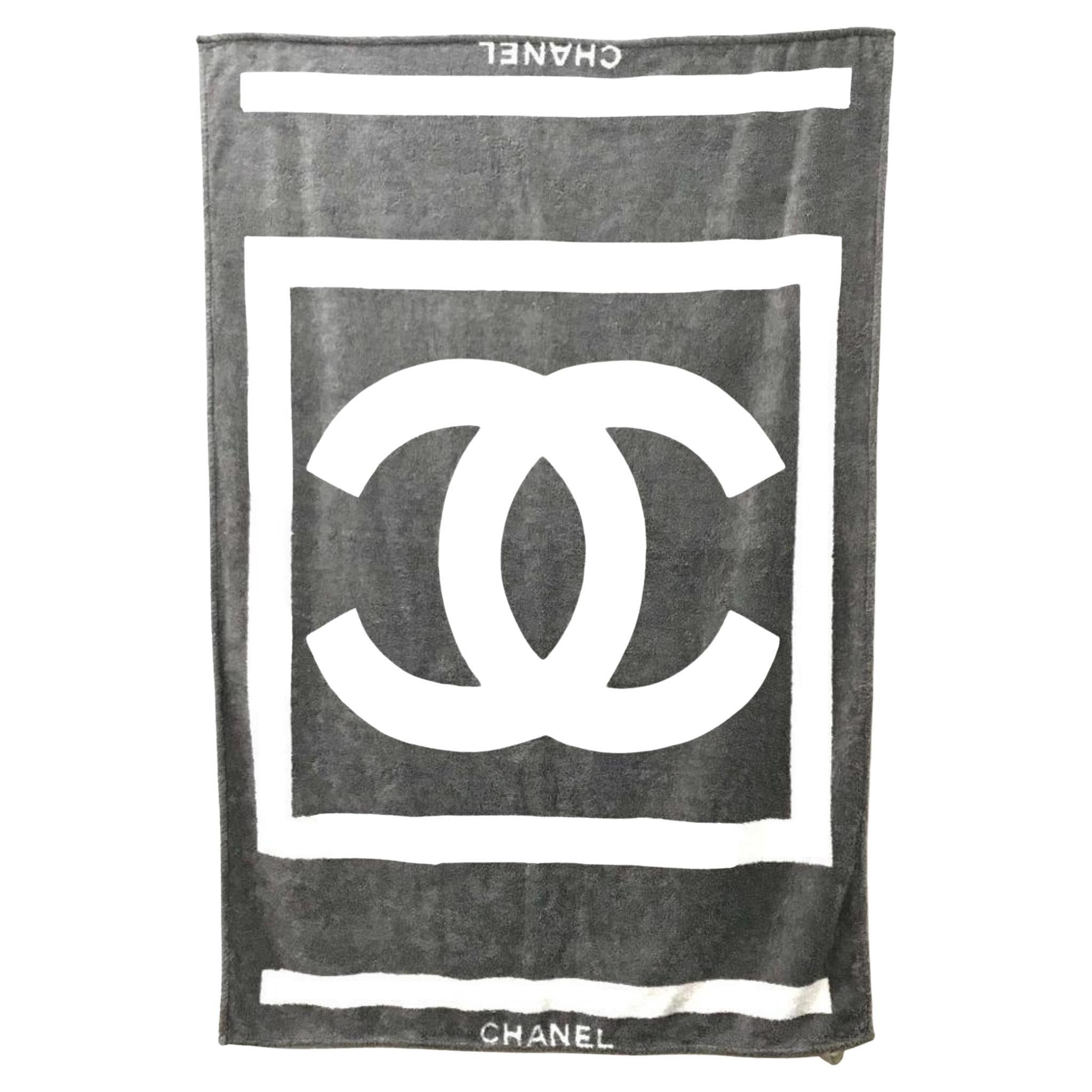 Chanel XL Grey Terry Cloth CC Sports Logo Beach Towel 46ck37s