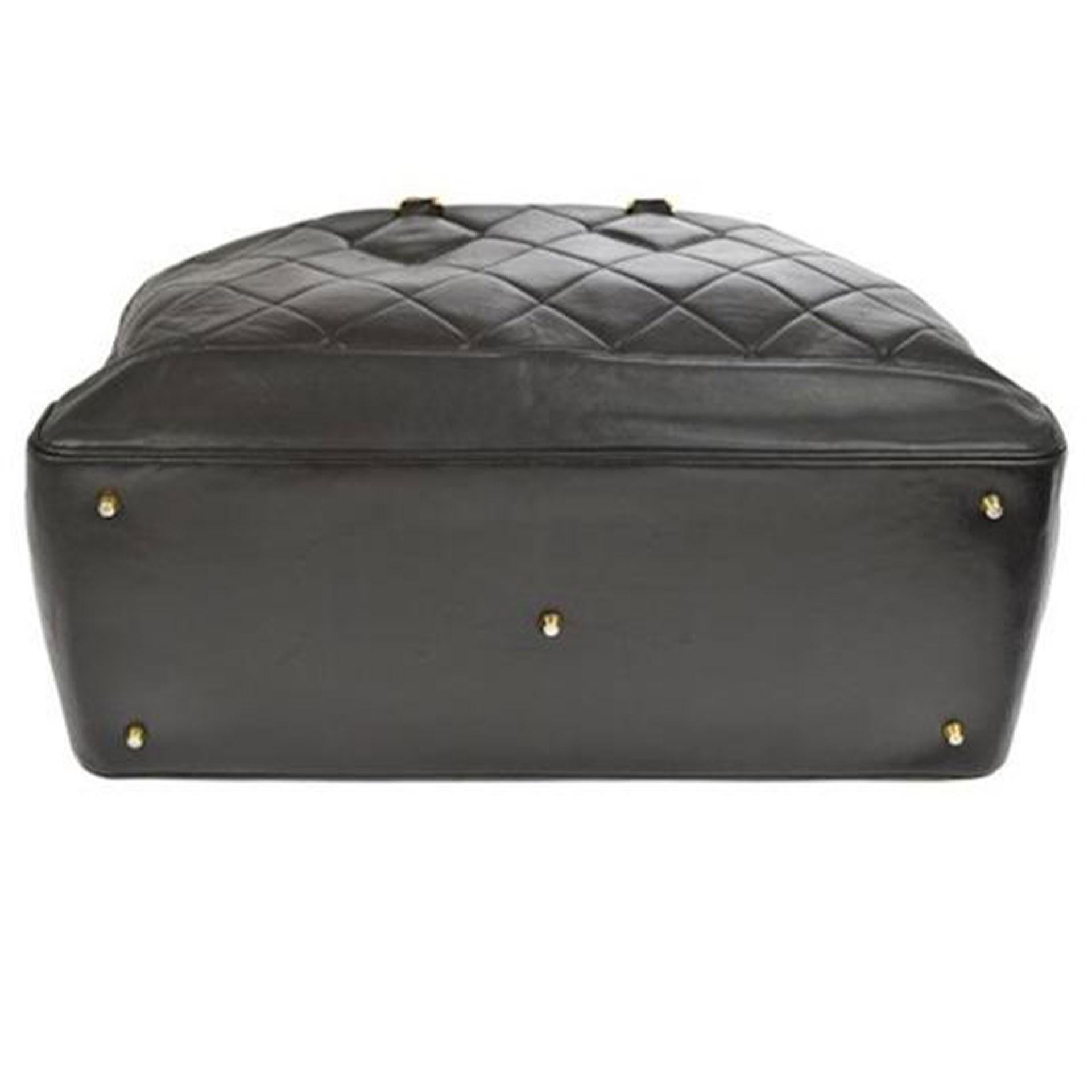 Women's or Men's Chanel XL Jumbo Black Calfskin Shopping Quilted Tote For Sale