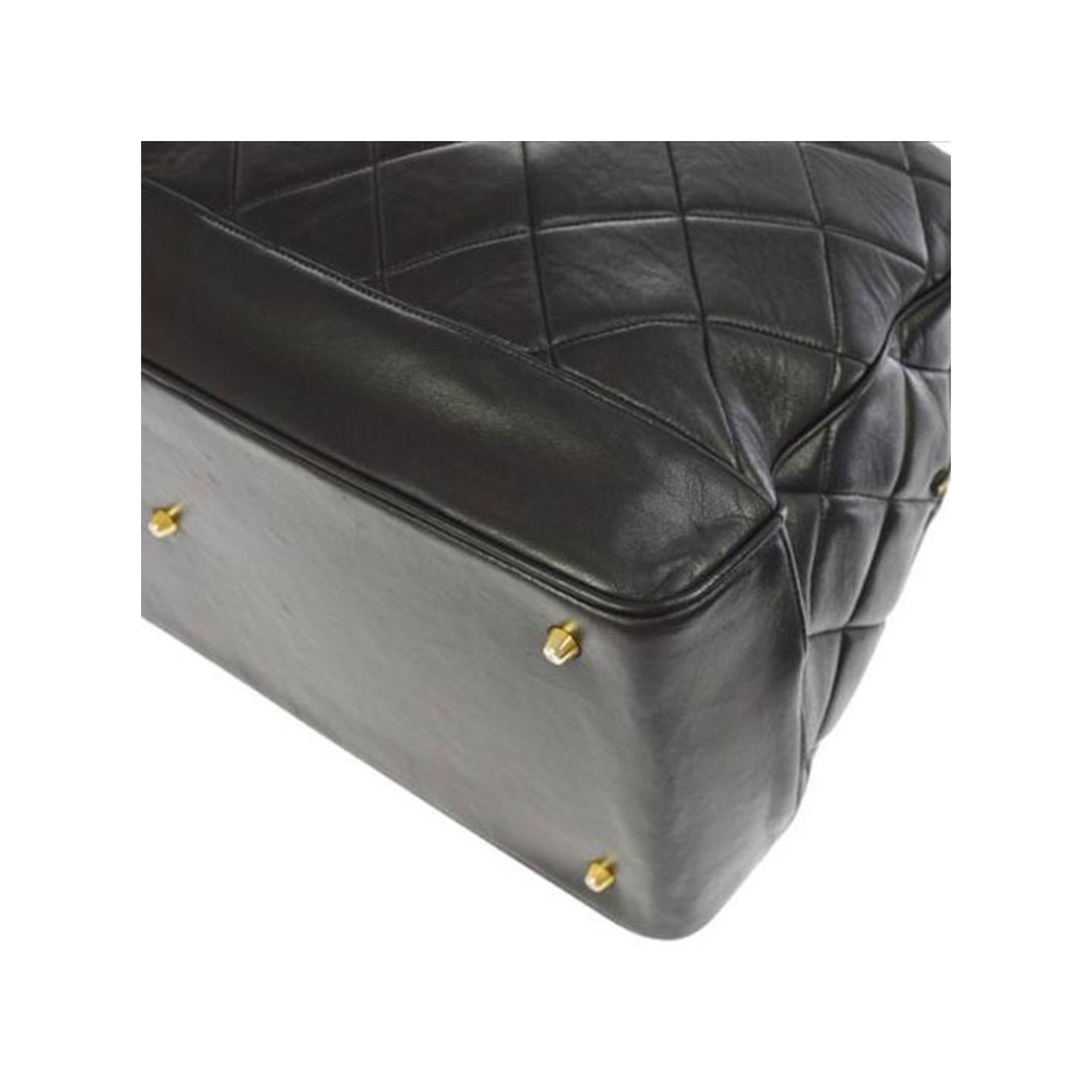 Chanel XL Jumbo Black Calfskin Shopping Quilted Tote For Sale 1