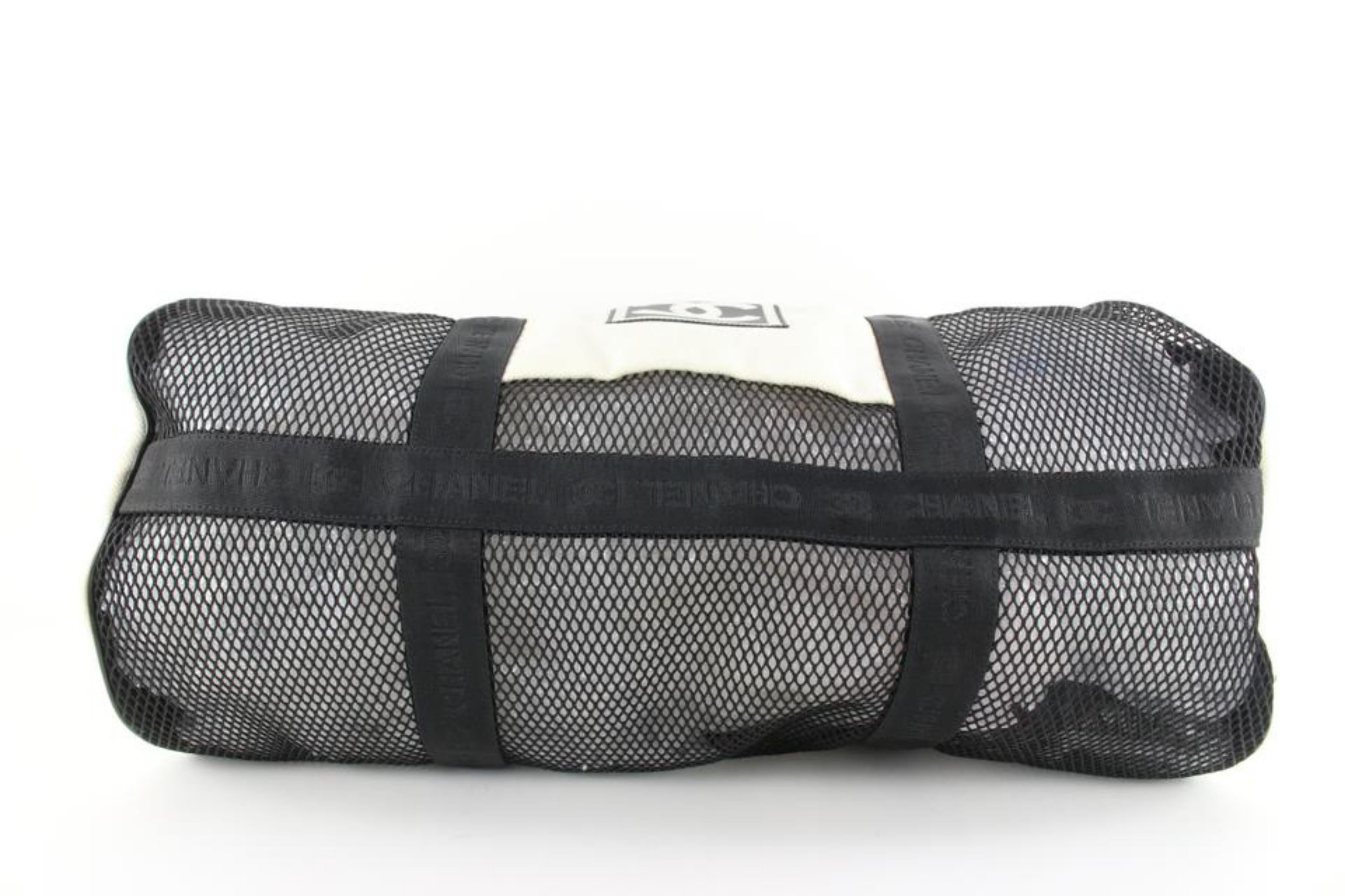 Chanel XL Mesh CC Logo Duffle Bag Boston Travel Gym 39ck824s For Sale 4