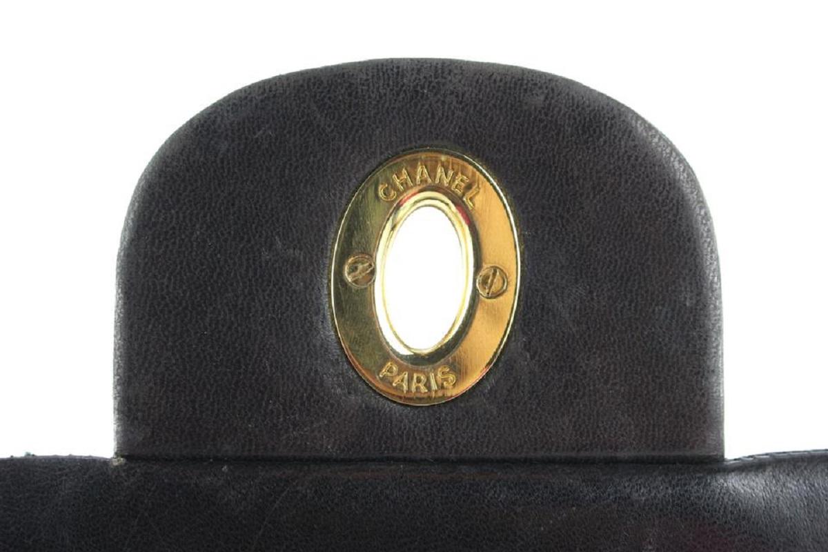Chanel XL Quilted Dark Brown Maxi Classic Flap Gold Chain Bag 685Cas318 (Grau) im Angebot