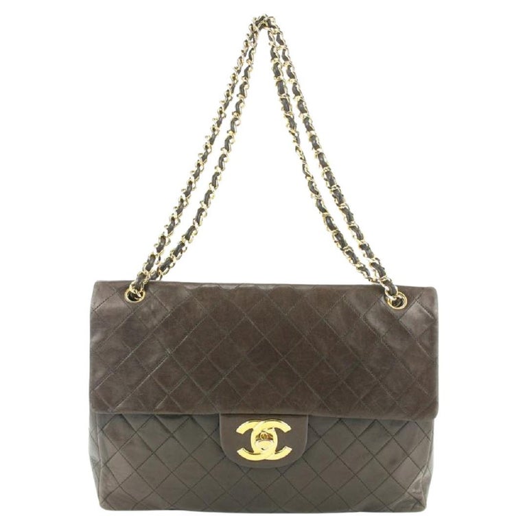 Chanel XL Quilted Dark Brown Maxi Classic Flap Gold Chain Bag 685Cas318 For  Sale at 1stDibs