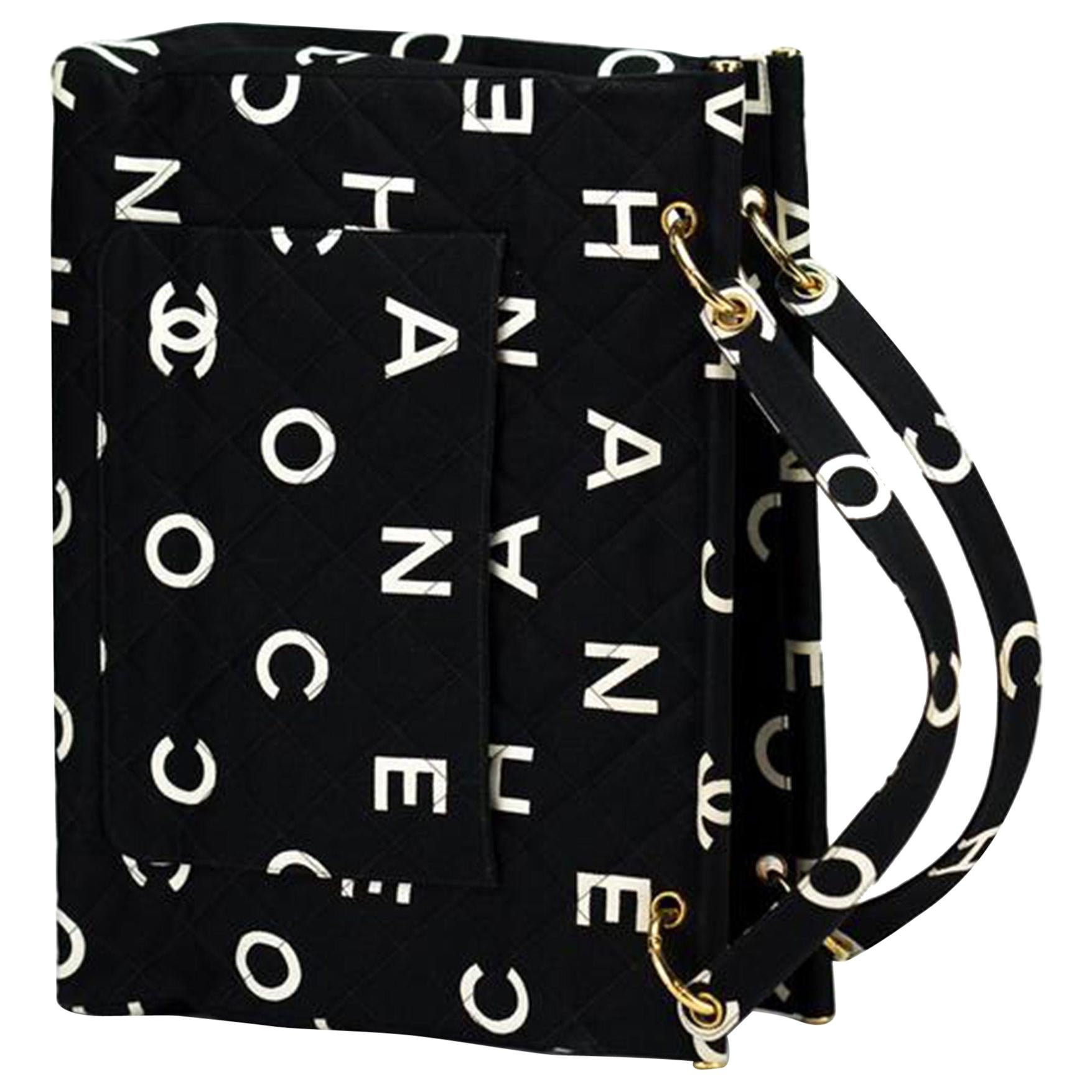 Chanel XL Shopper Tote Letras Logotipo Intemporal en venta 4