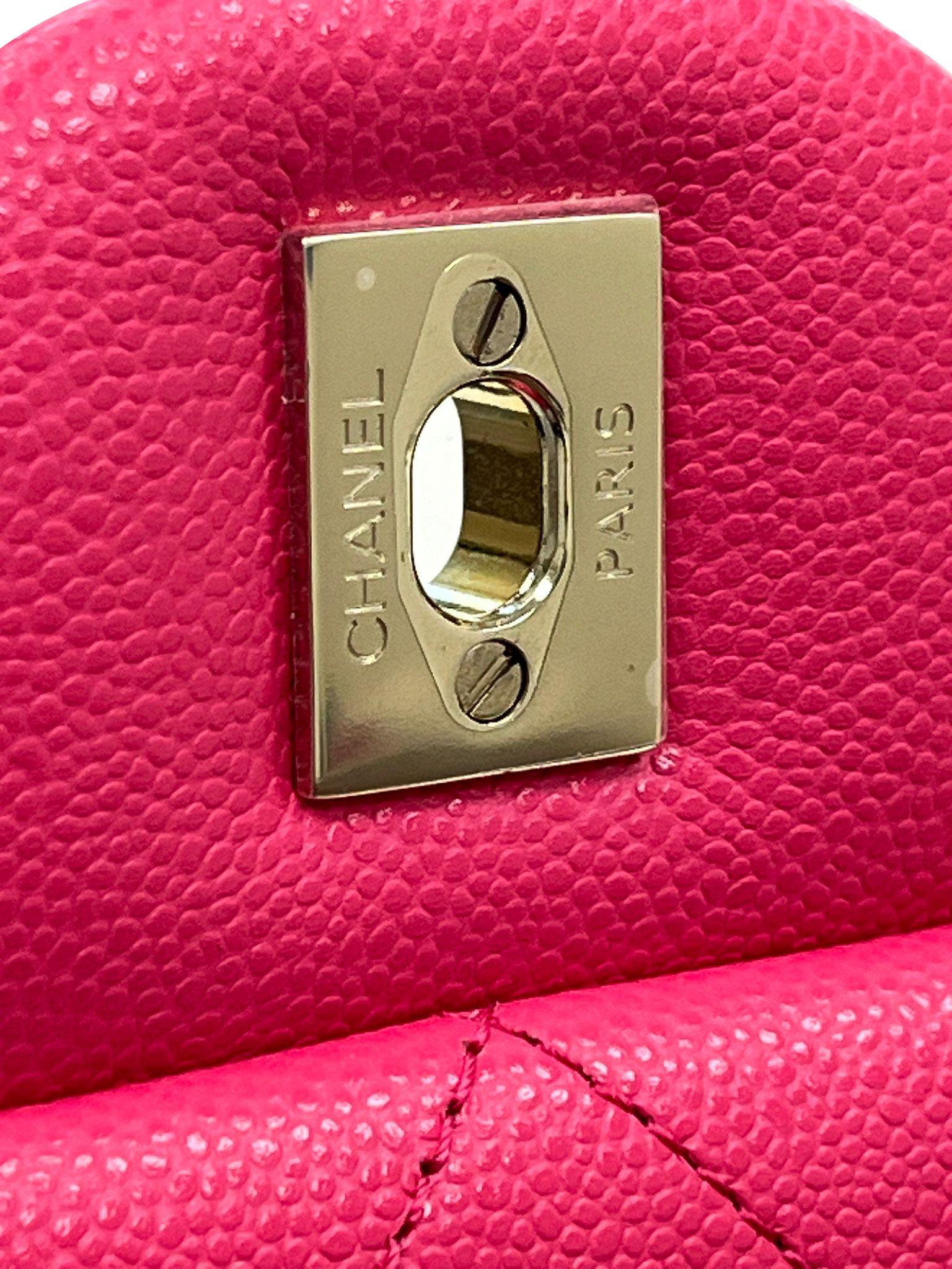 Chanel XXL Flap Bag Fuchsia Shiny Caviar Light Gold Hardware For Sale 13