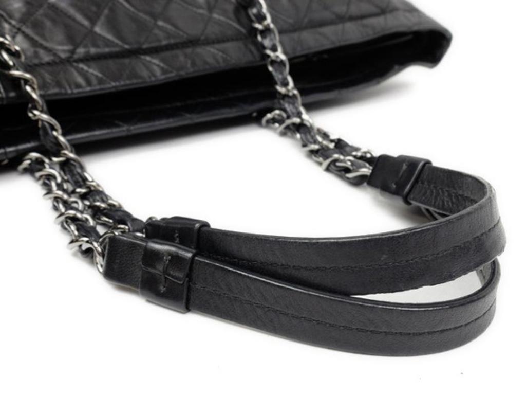 Chanel Xxl Quilted Chain Tote ( Excellent - ) 213311 Black Leather Shoulder Bag For Sale 4
