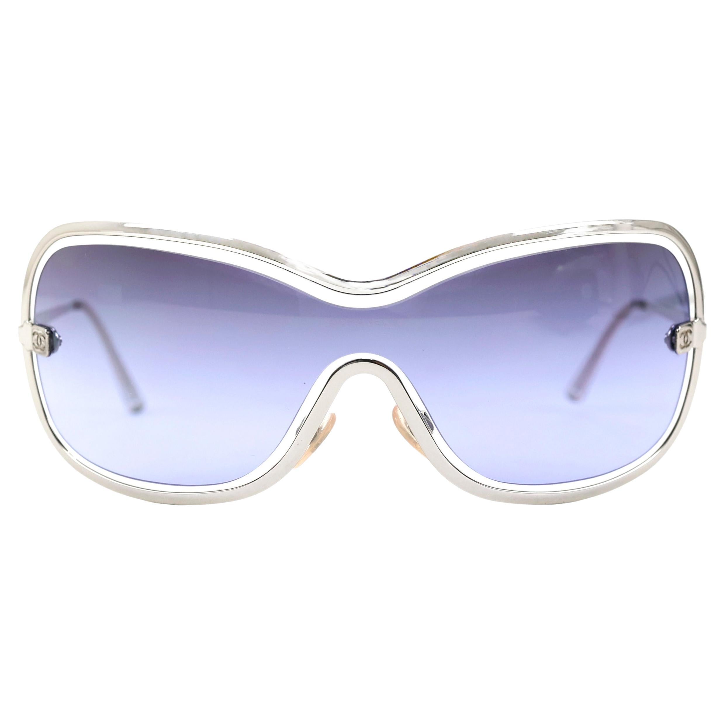 Chanel Y2K Maske-Sonnenbrille im Angebot