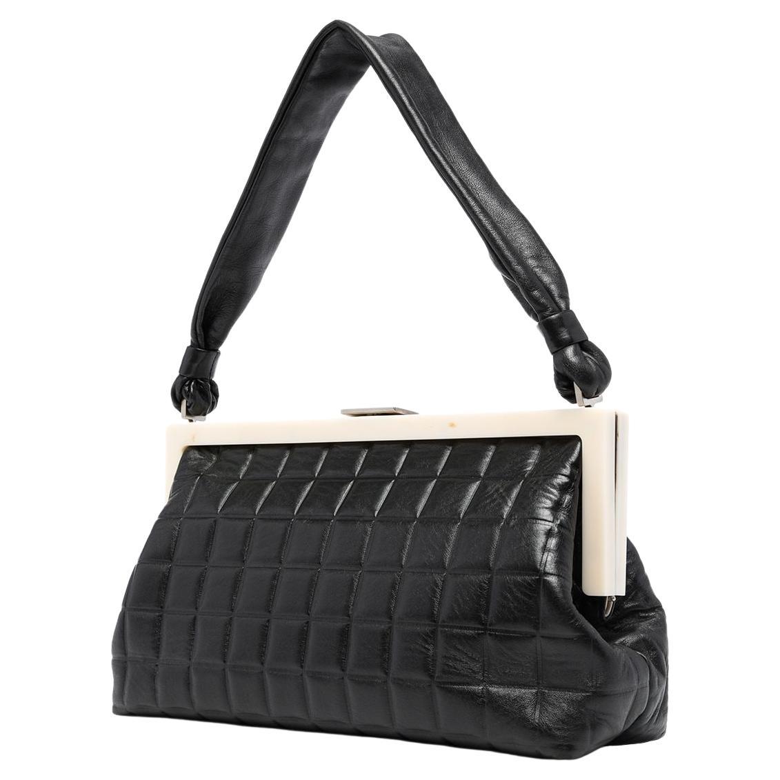Chanel Y2K Vintage 2001 Piel de cordero Cuadrado Relieve Marco Bolso Kelly Satchel