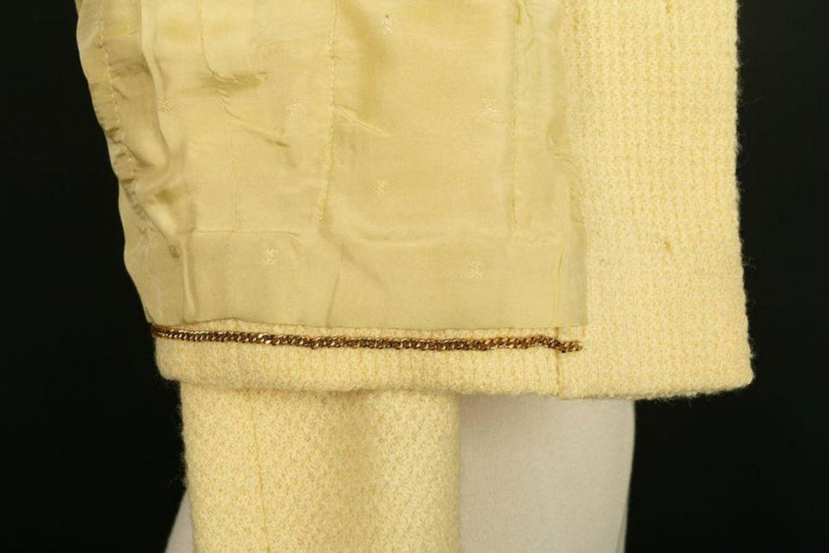 Chanel Jacke aus gelber und schwarzer Wolle im Angebot 2