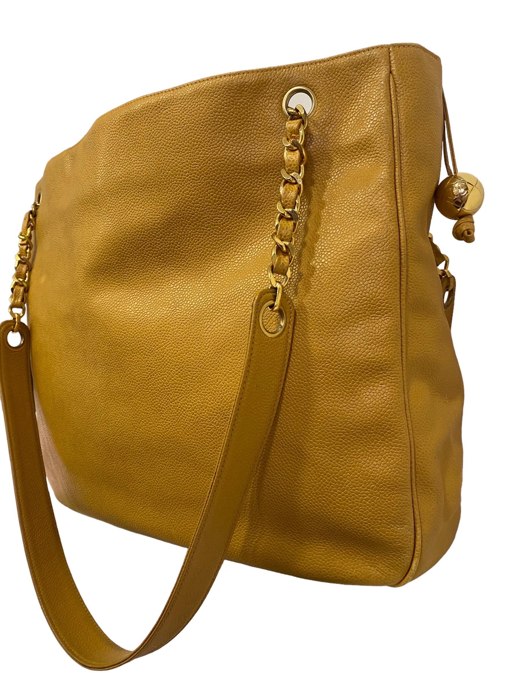 Chanel Yellow Big Tote Shoulder Bag Vintage  5