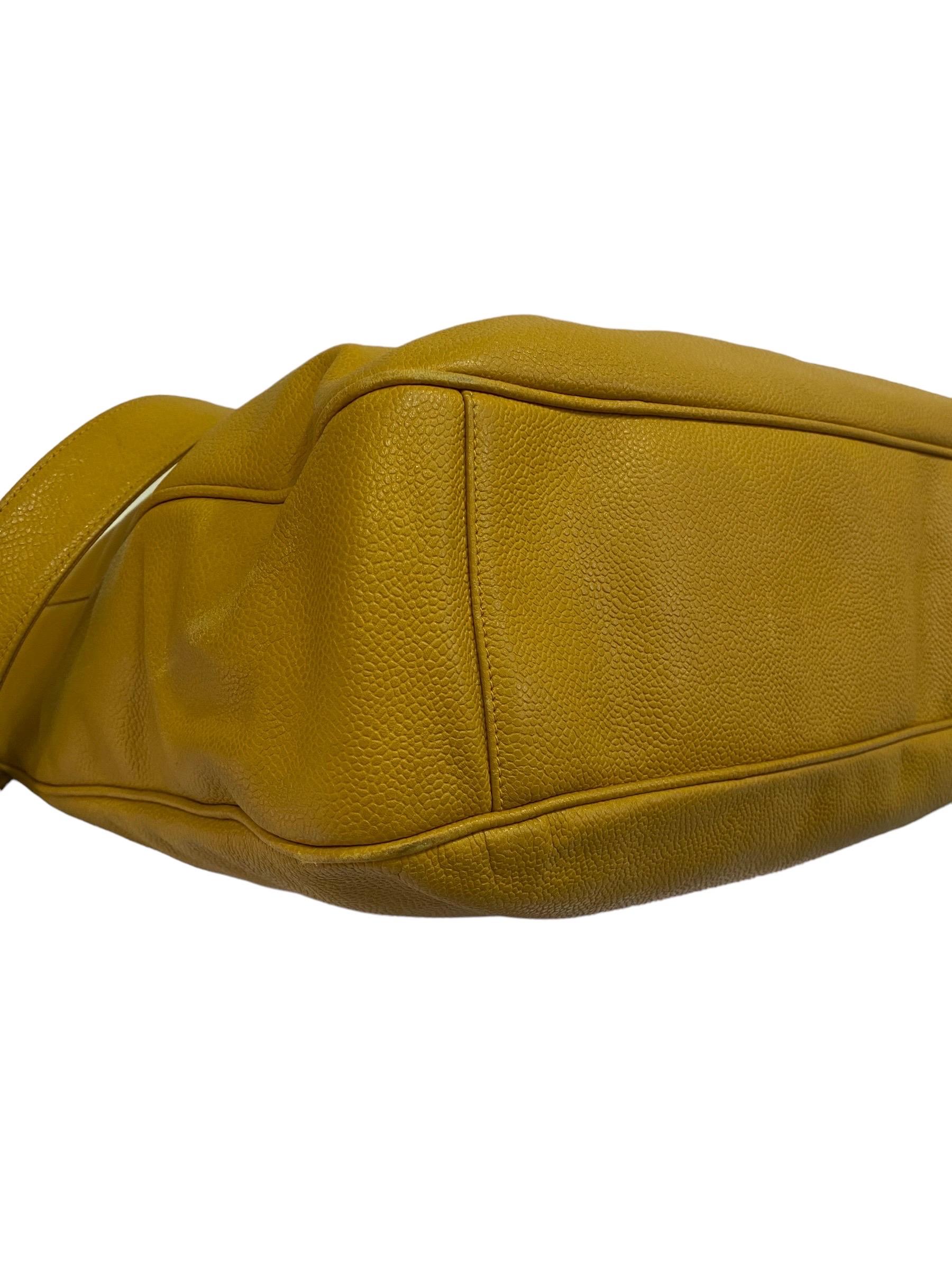 Chanel Yellow Big Tote Shoulder Bag Vintage  3