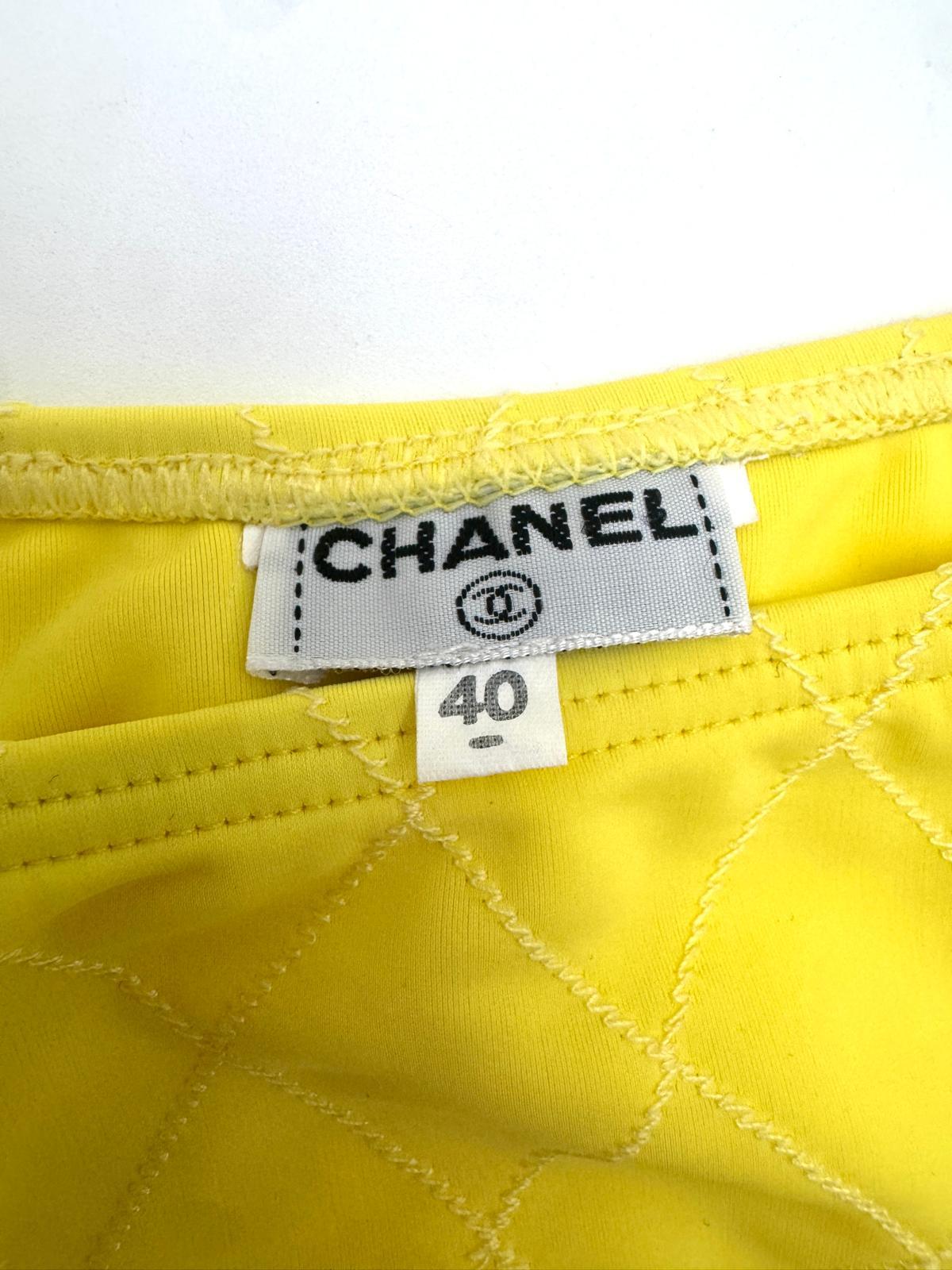 De las mujeres Chanel Yellow Bikini – 1995 Collection en venta