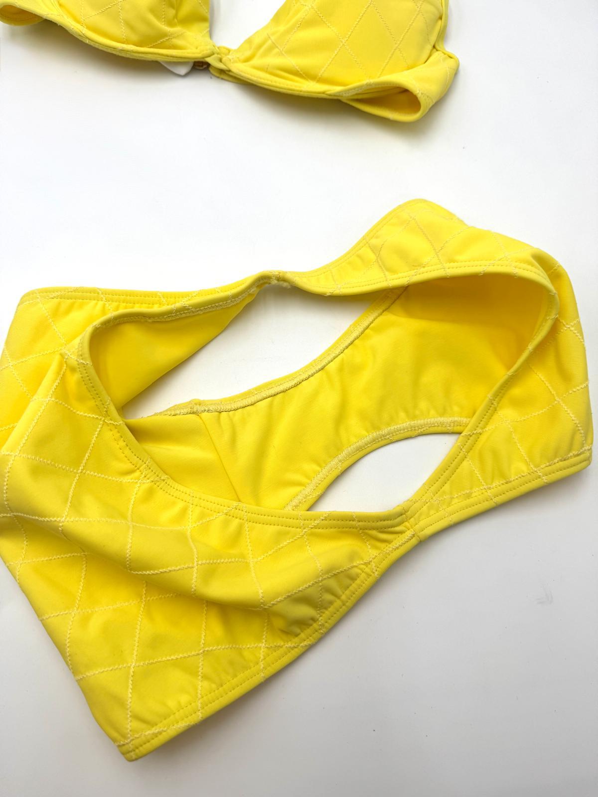 Chanel Yellow Bikini – 1995 Collection en venta 1