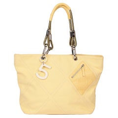 Chanel - Fourre-tout Vintage No.5 Timeless en toile jaune