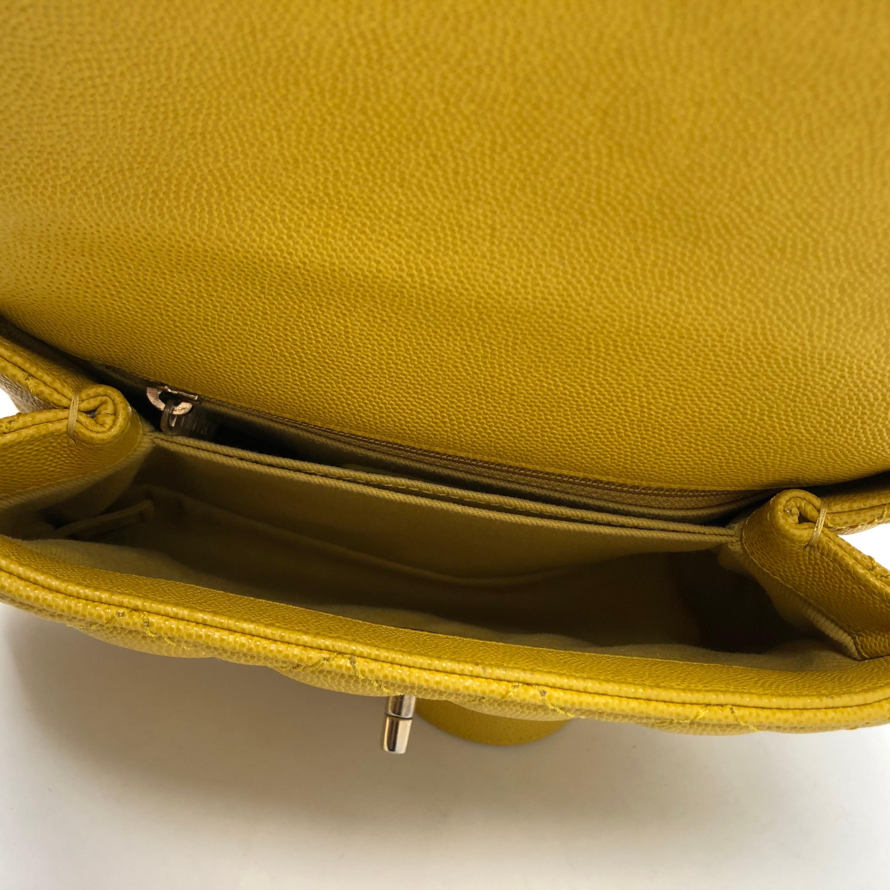 Chanel Gelbe Coco Henkeltasche 7