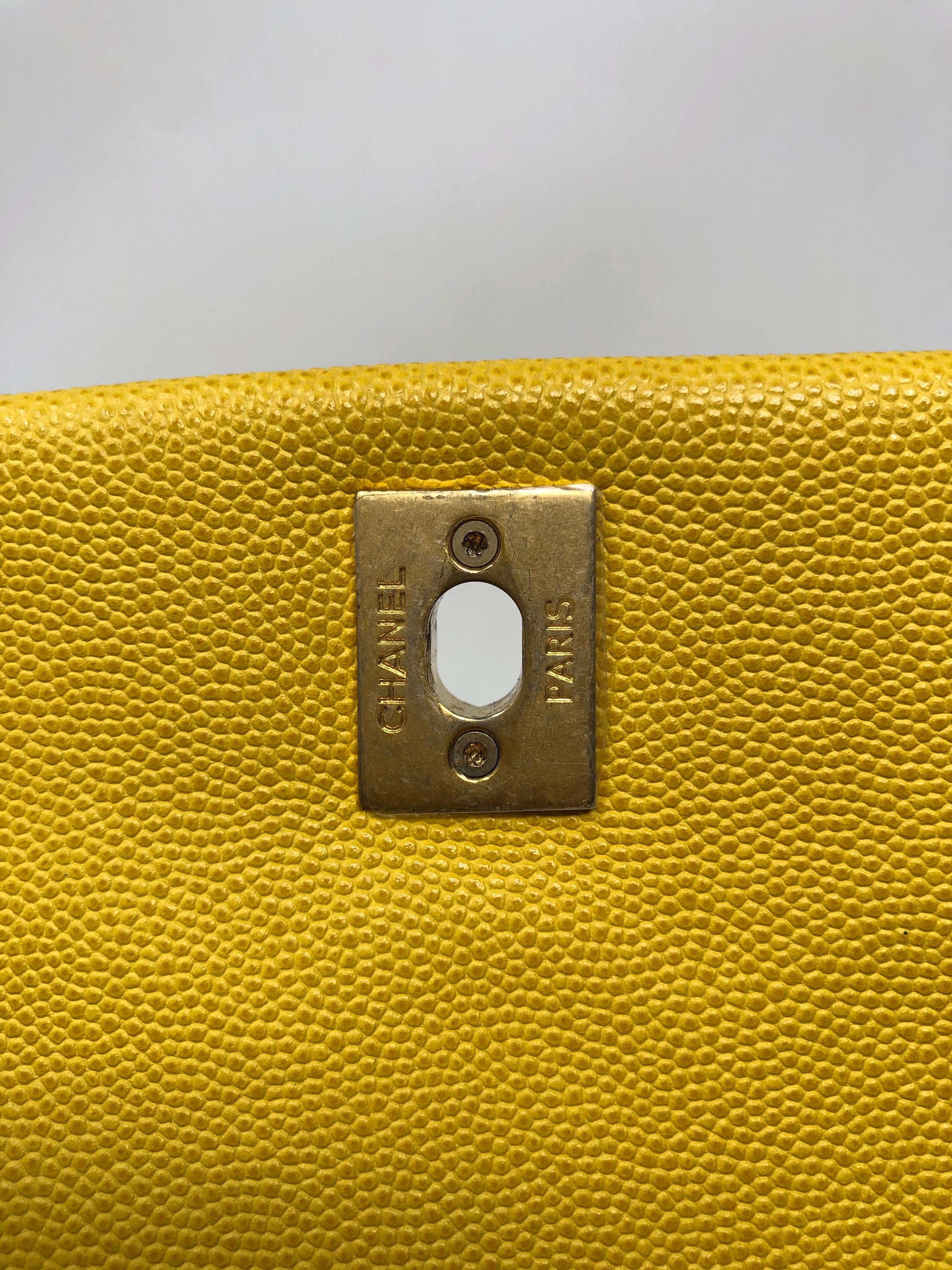Chanel Gelbe Coco Henkeltasche 4