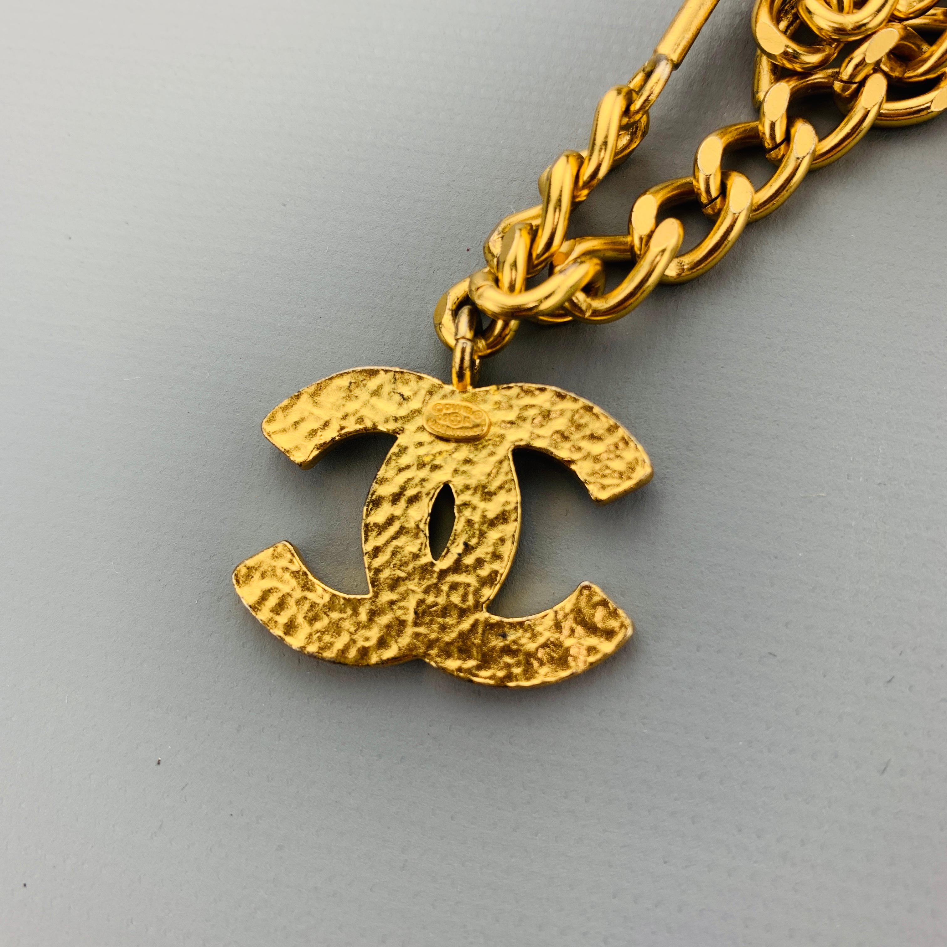 CHANEL Yellow Gold Tone Metal Chain Black Enamel Charms Belt 8