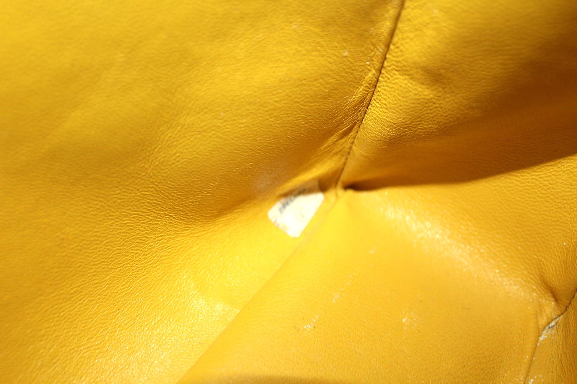  Chanel - Sac Maxi Jumbo en jersey jaune Pour femmes 