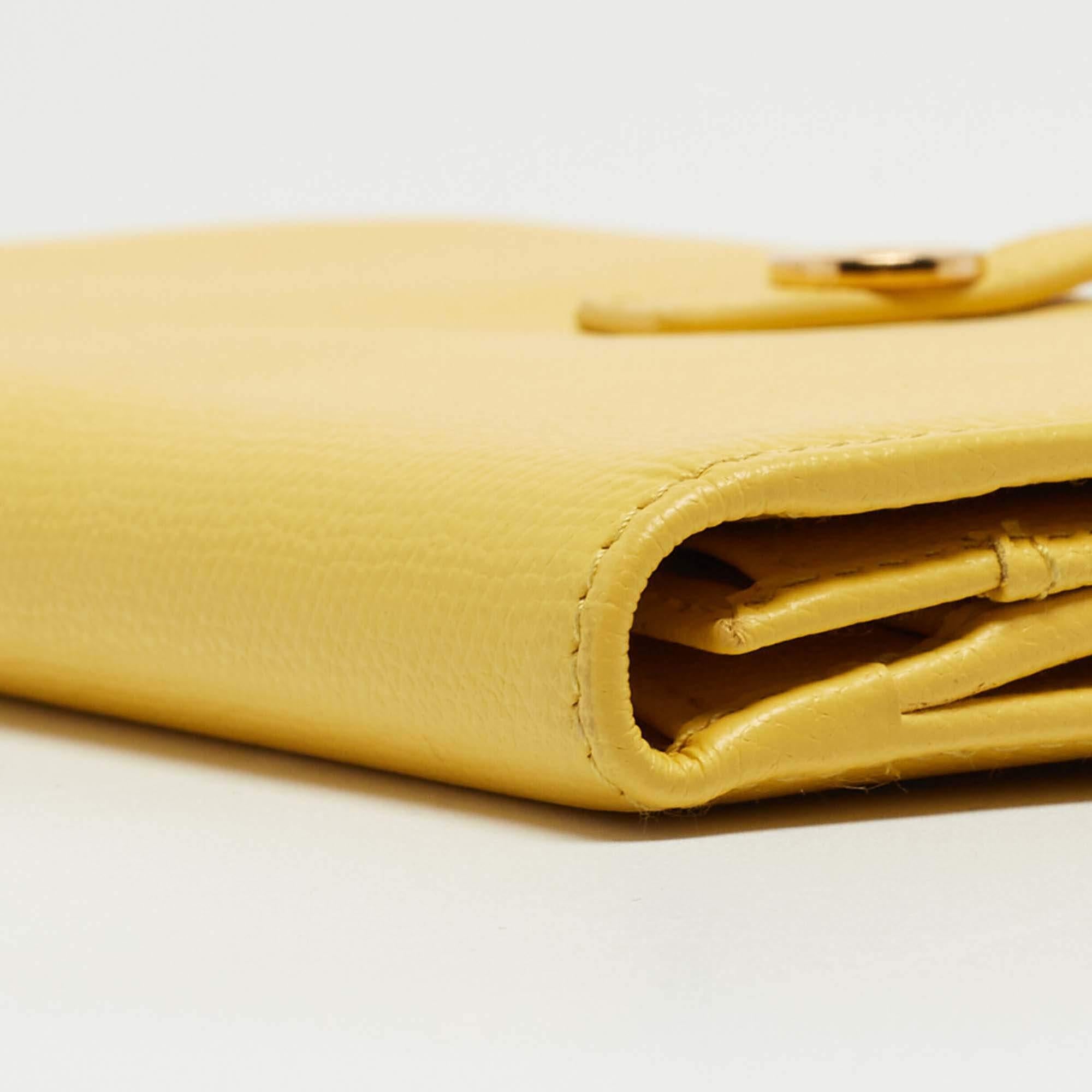 Chanel Yellow Leather CC Flap French Continental Wallet For Sale 2