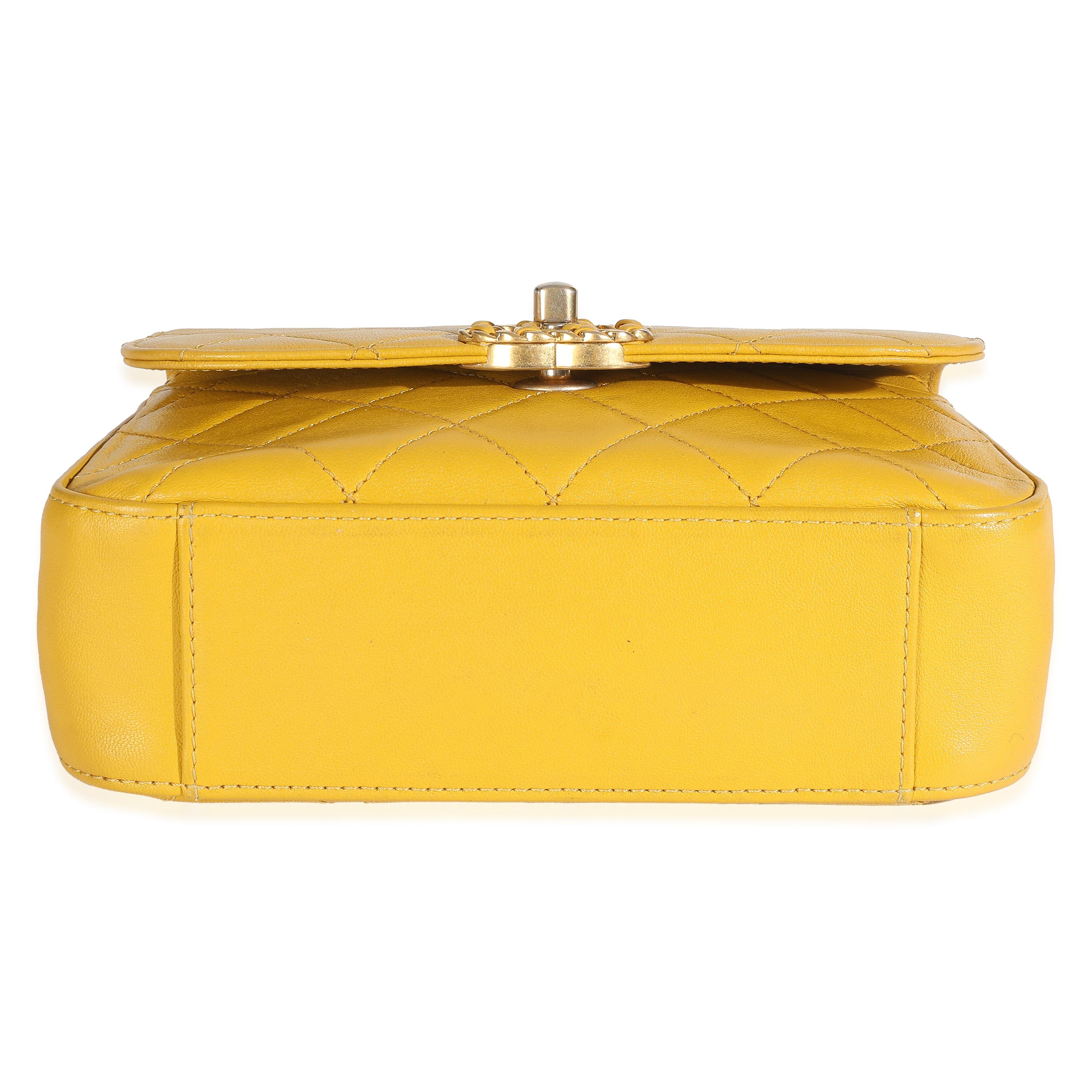 Chanel Yellow Quilted Lambskin Small Chain Infinity Top Handle Flap en vente 3