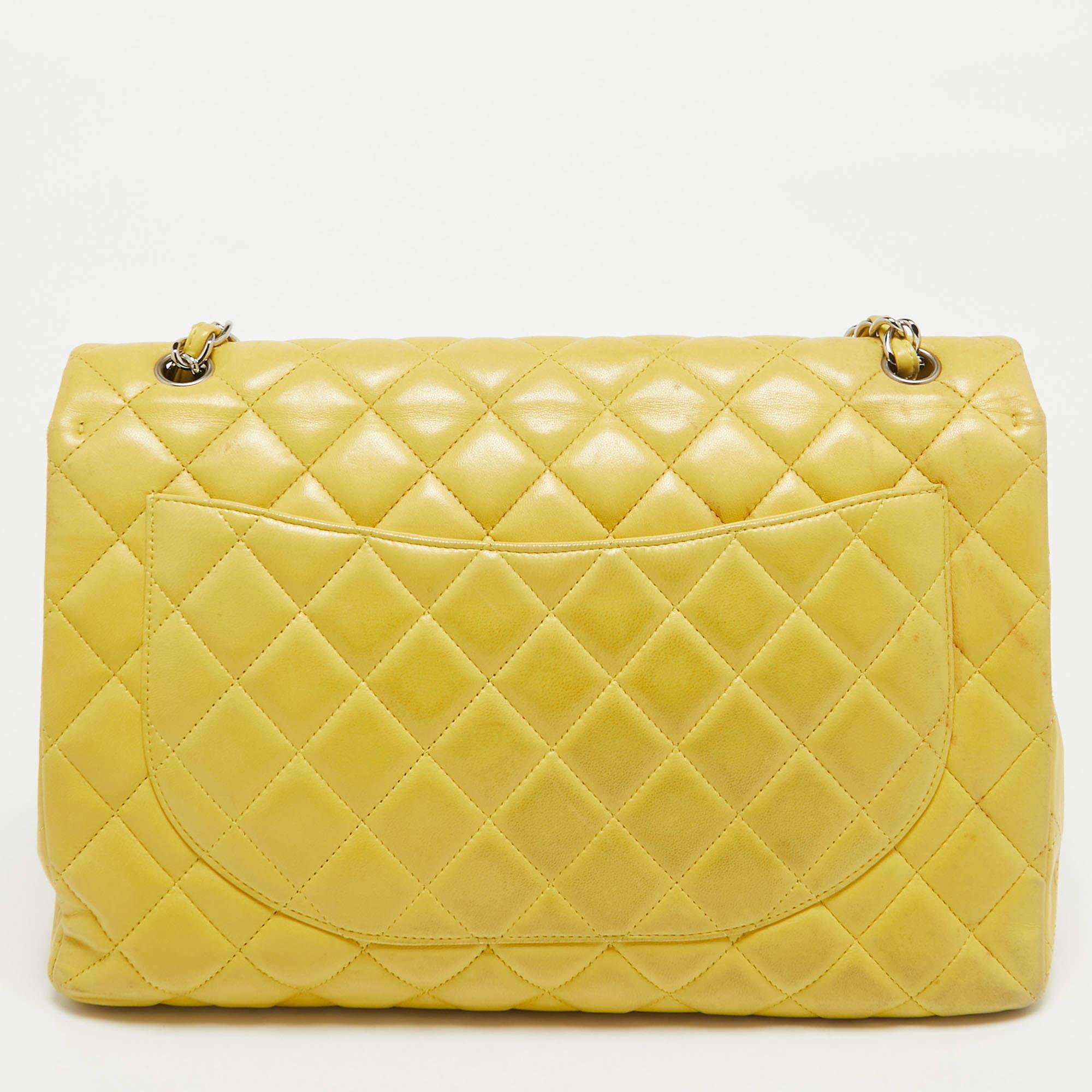 Women's Chanel Yellow Quilted Leather Maxi Classic Single Flap Bag For Sale