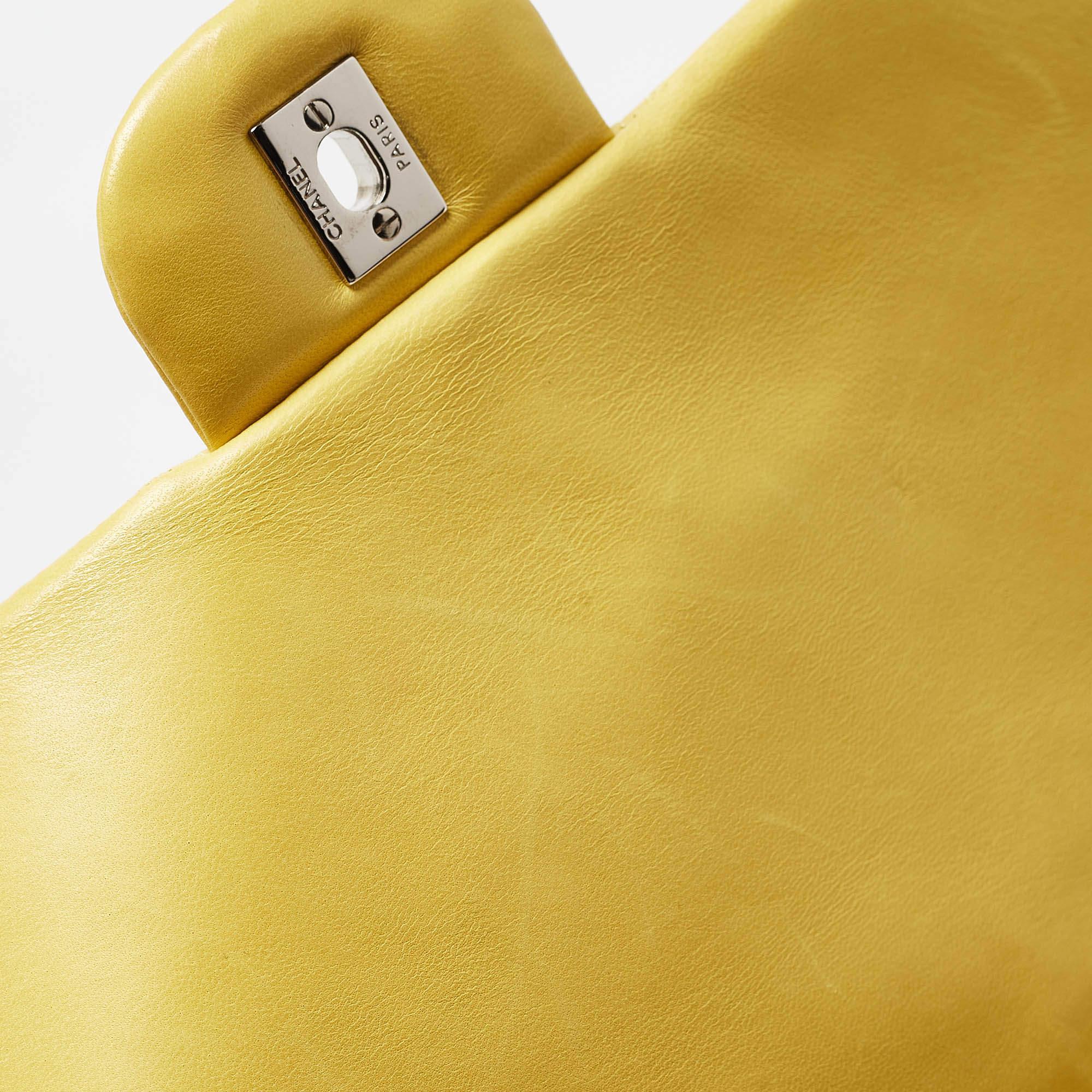 Chanel Yellow Quilted Leather Maxi Classic Single Flap Bag For Sale 4