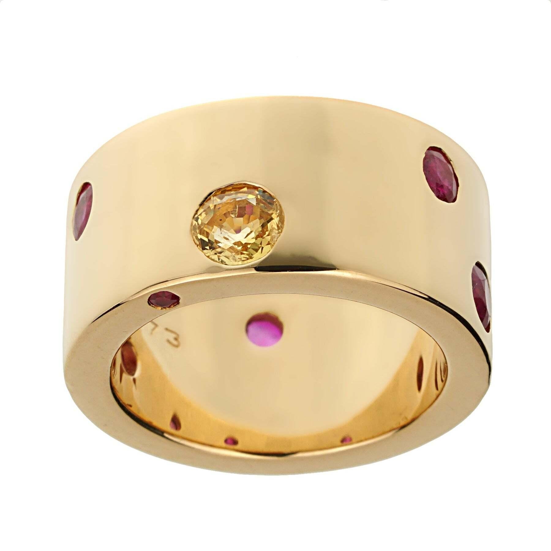 Taille ronde Chanel Bague Vintage en Or Jaune 18k Saphir Rubis Sz 5 1/4 en vente