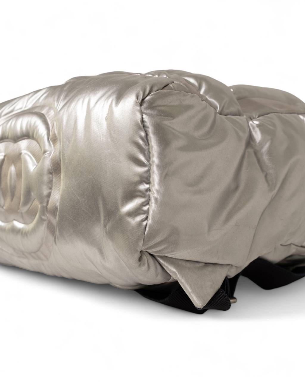 Chanel Zaino Doudone Silver en vente 5