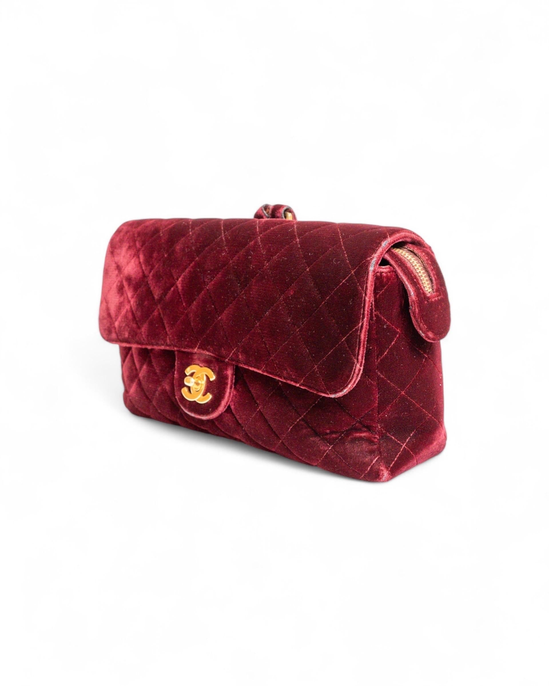 Women's Chanel Zaino Vintage Velluto Bordeaux For Sale