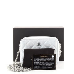 Chanel Kosmetiktasche mit Reißverschluss und Kette gesteppt Kaviar Mini
