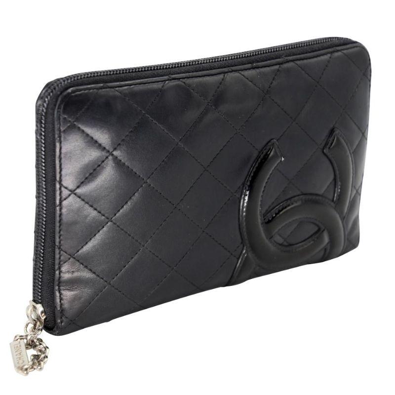 Chanel Zippy Cambon Clutch Ligne Bag Wallet CC-0407N-0115

This Chanel Cambon Ligne Zippy Organizer Wallet Clutch Bag is perfect if you are seeking something chic and luxurious to organize your essentials such as bills, credit cards and coins. It
