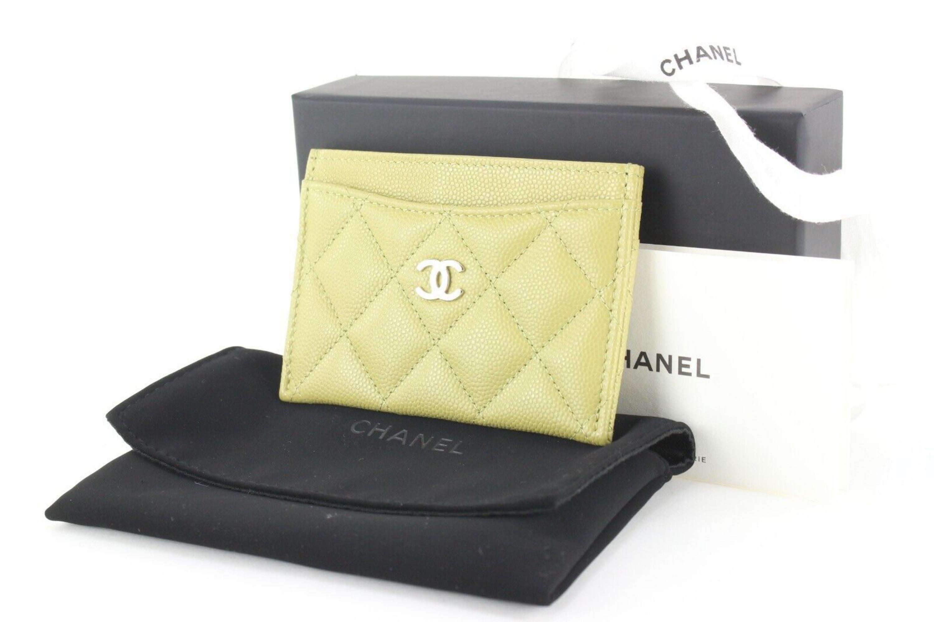 Chanel2 2k Rare Green Caviar Leather Card Holder Wallet Case GHW2CJ1229 For Sale 4