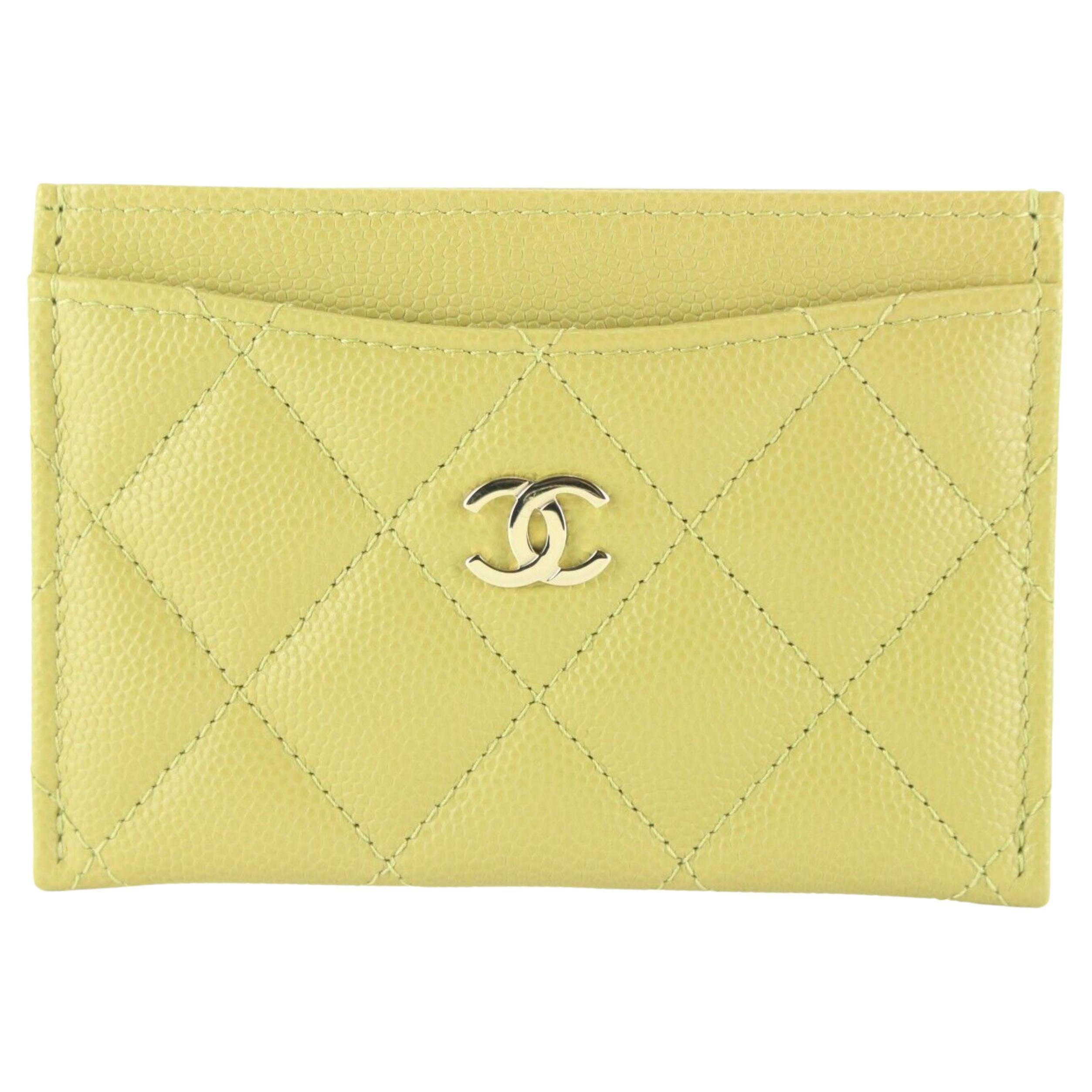 Chanel2 2k Rare Green Caviar Leather Card Holder Wallet Case GHW2CJ1229 For Sale