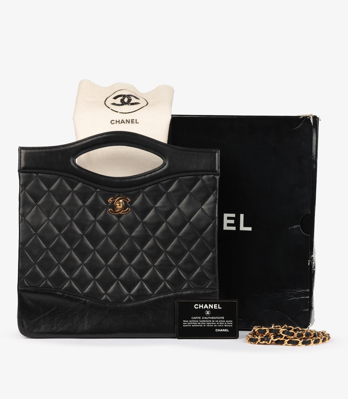 ChanelNoir Cuir d'agneau matelassé Vintage Grand fourre-tout classique à bandoulière en vente 7