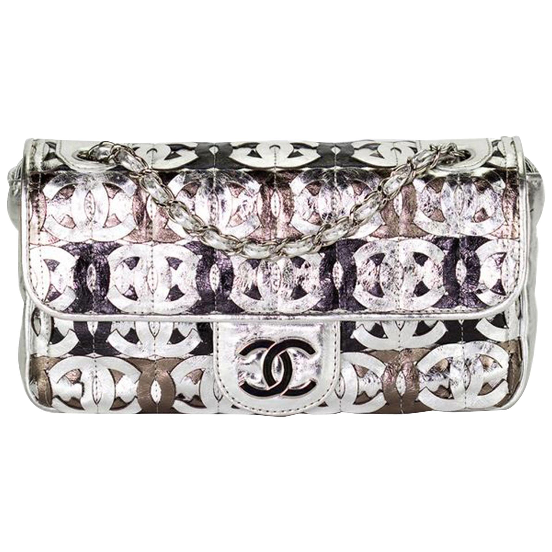 CHANELCalfskin Crackled Laser Etched Flap Gold Silver CC Shoulder Bag For Sale 3