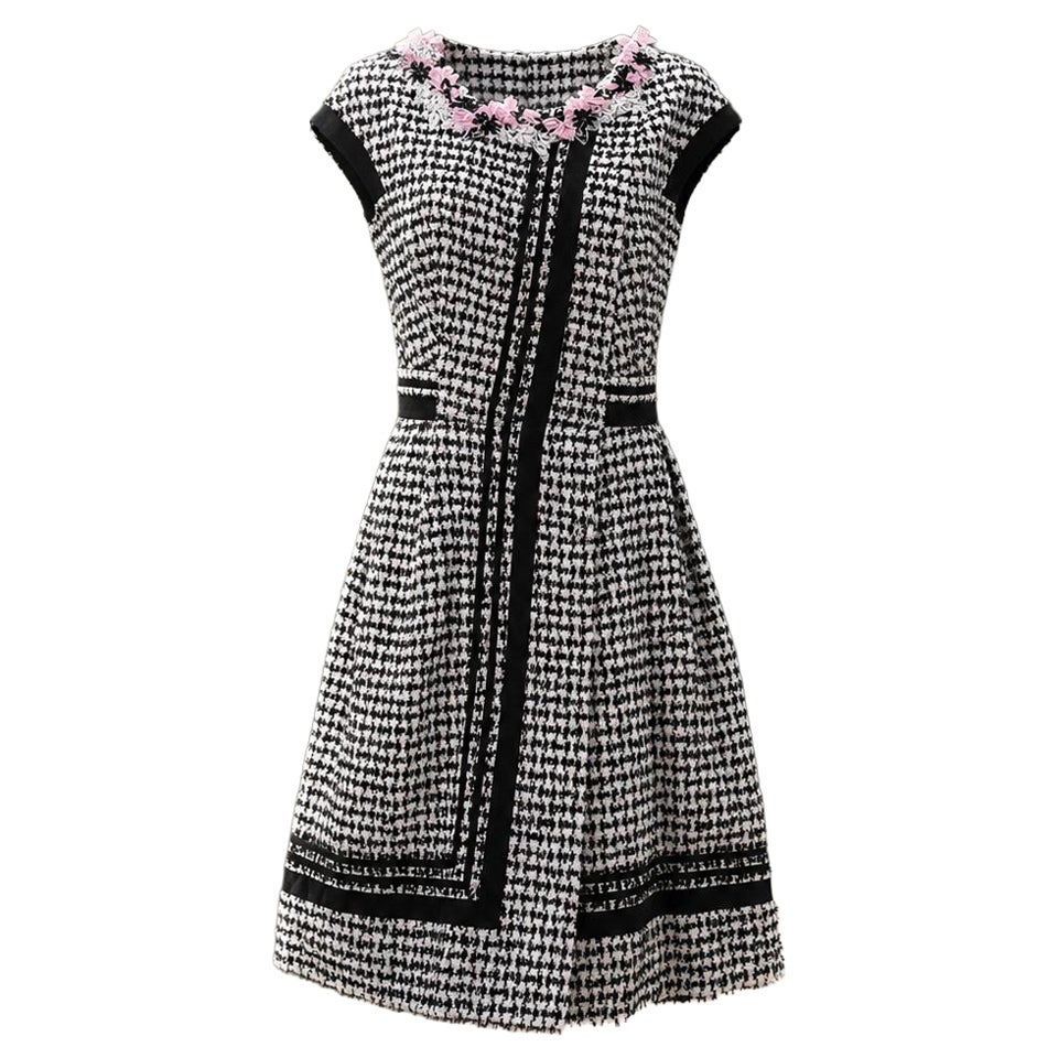 CHANELl 8K$ Couture Tweed Dress with Floral Appliqué 42 FR