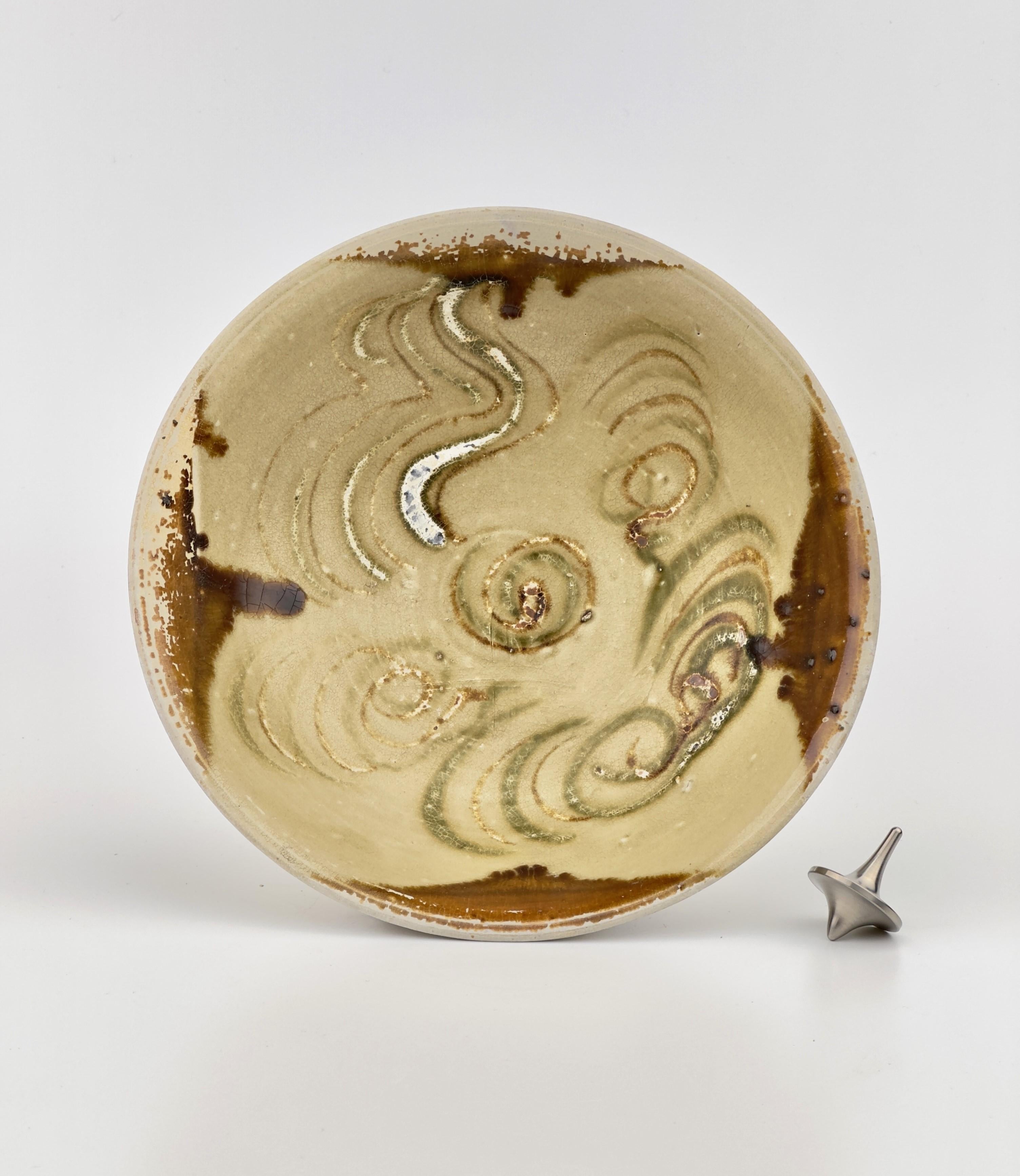 Changsha bowl with cloud or wind patterns, Tang Dynasty For Sale 1