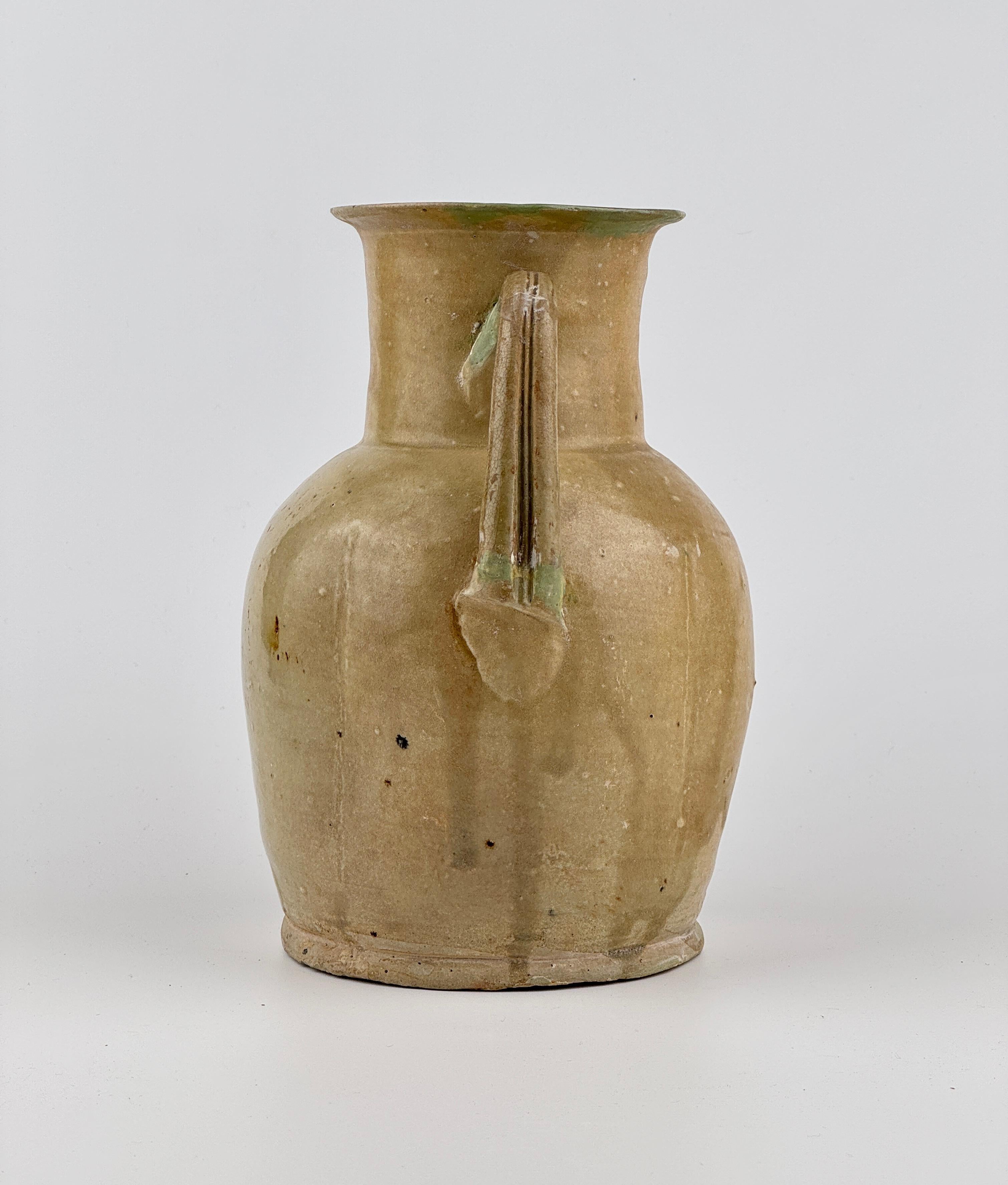 Hong Kong Changsha ewer, Tang Dynasty(618-907) For Sale