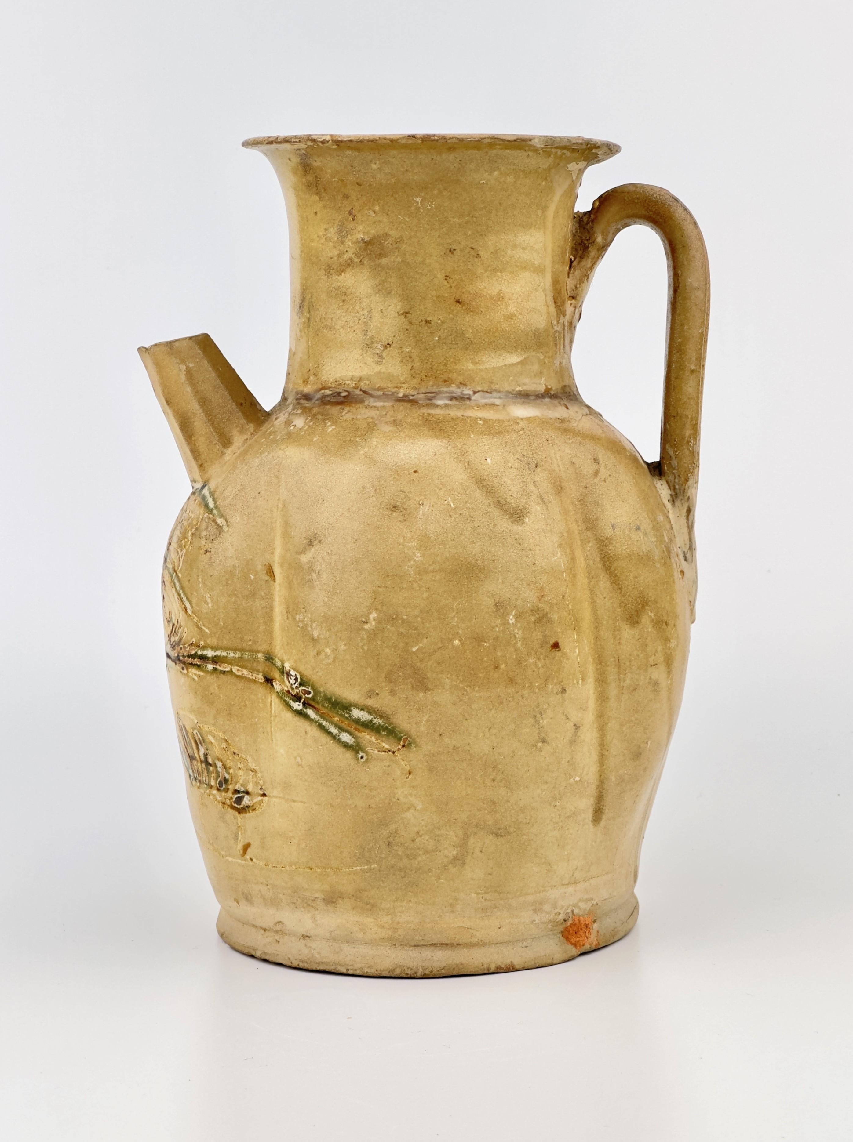 Glazed Changsha ewer, Tang Dynasty(618-907) For Sale