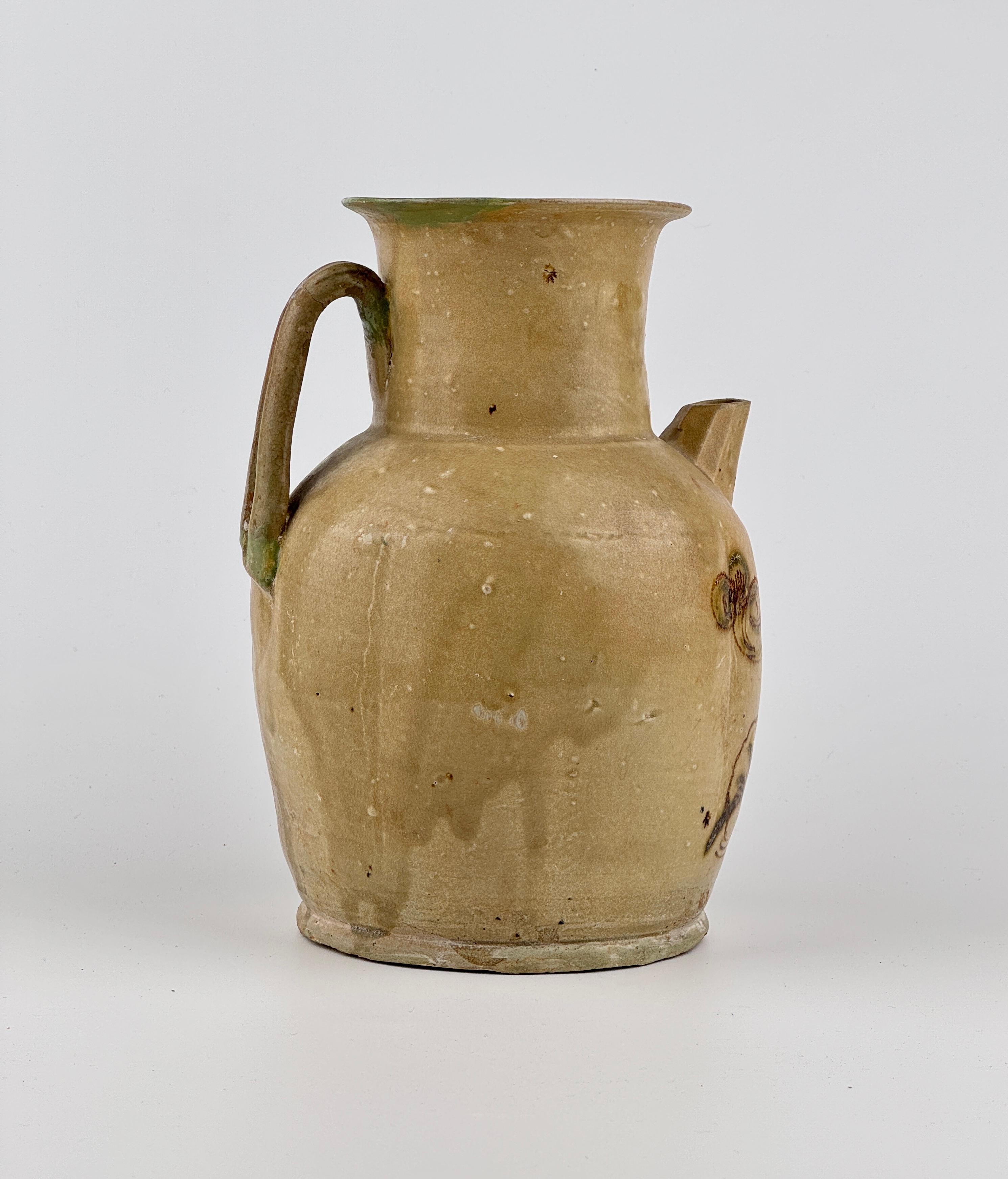 Glazed Changsha ewer, Tang Dynasty(618-907) For Sale