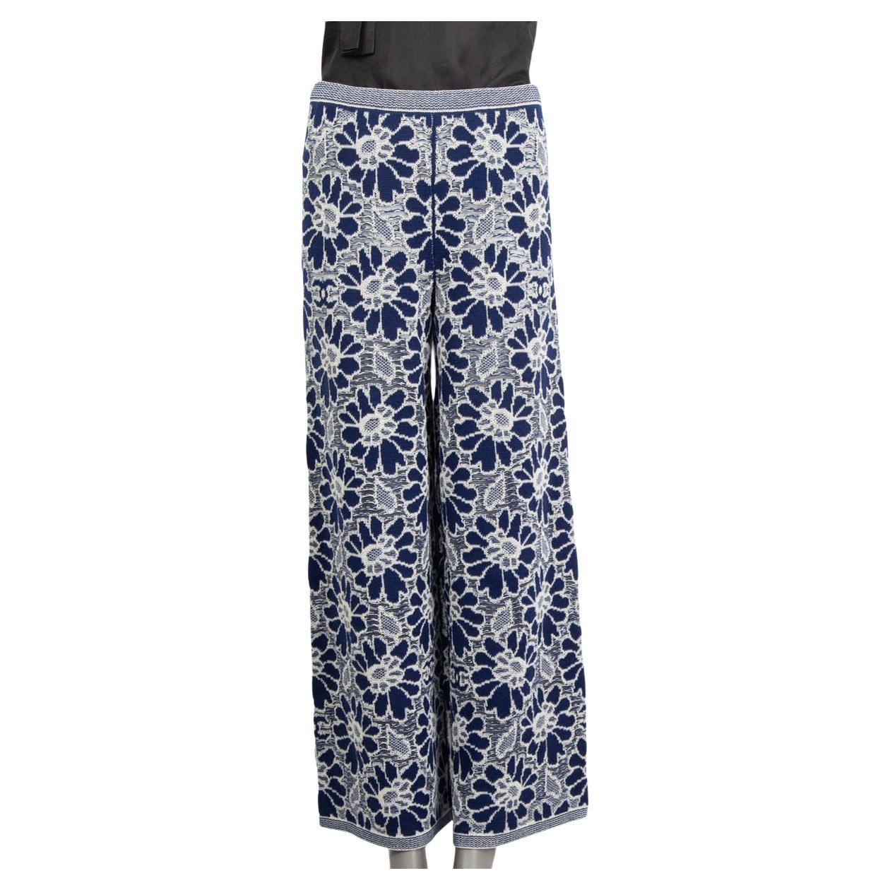 CHANLE blue & white wool 2020 CAMELLIA KNIT CULOTTE Pants 38 S