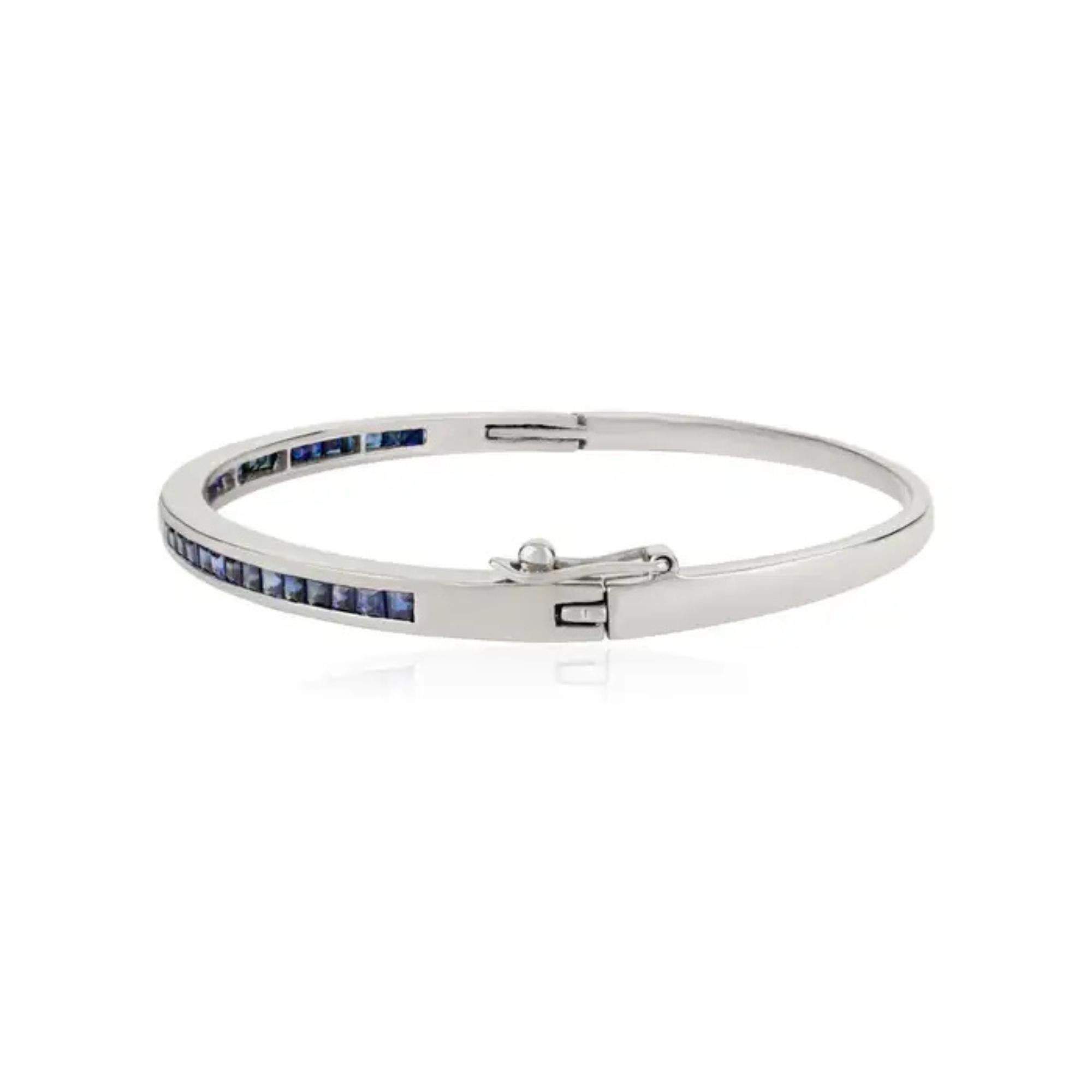 Silvorra Channel-Set Blue Sapphire Stackable Bangle Bracelet in Silver Jewelry For Sale 2