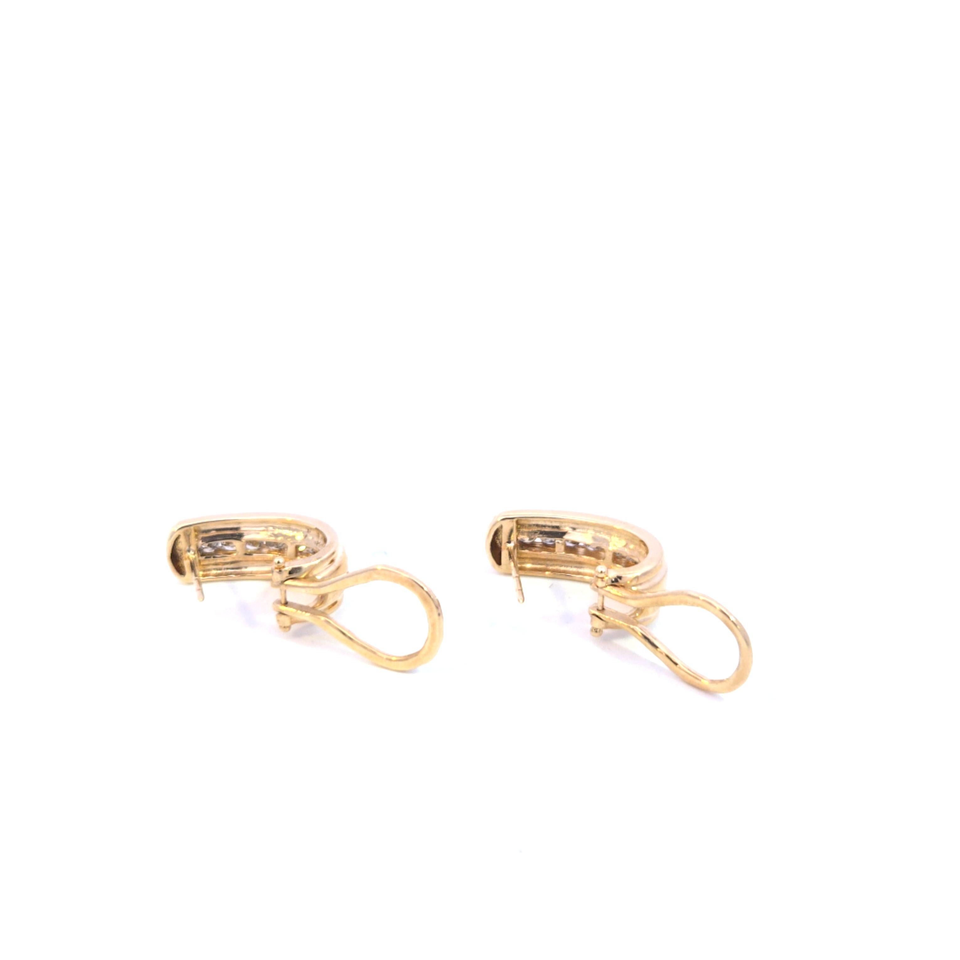 Channel Set Diamond Earrings In condizioni buone in vendita a Dallas, TX