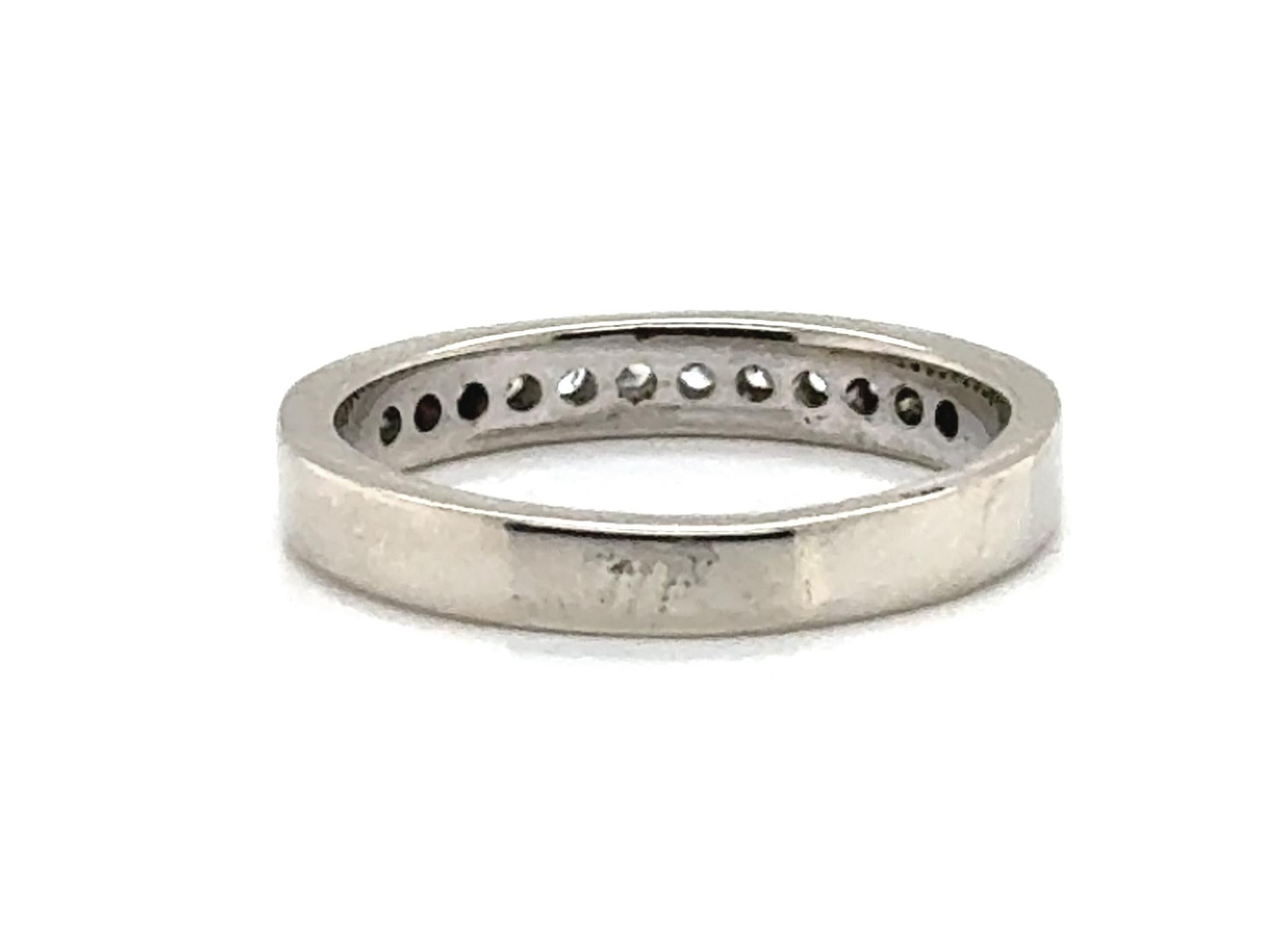 Women's Channel Set Diamond Wedding Band .25ct Mined 14K Anniversary Ring Die Struck 3mm For Sale