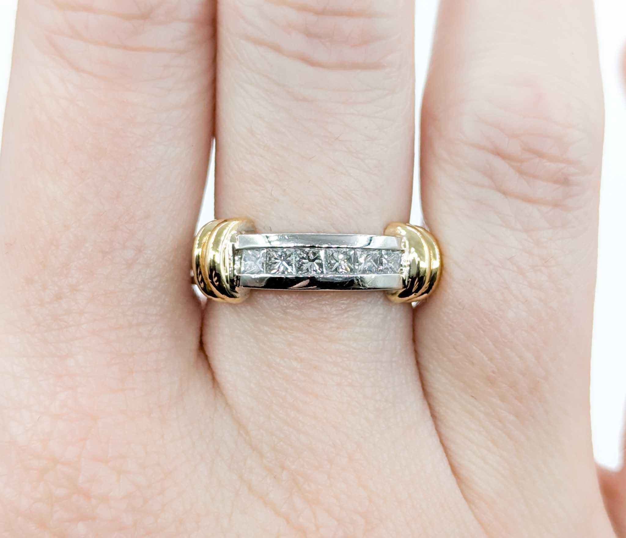 Bandeau en platine et or jaune 18k avec diamant taille princesse en Channel Set Excellent état - En vente à Bloomington, MN
