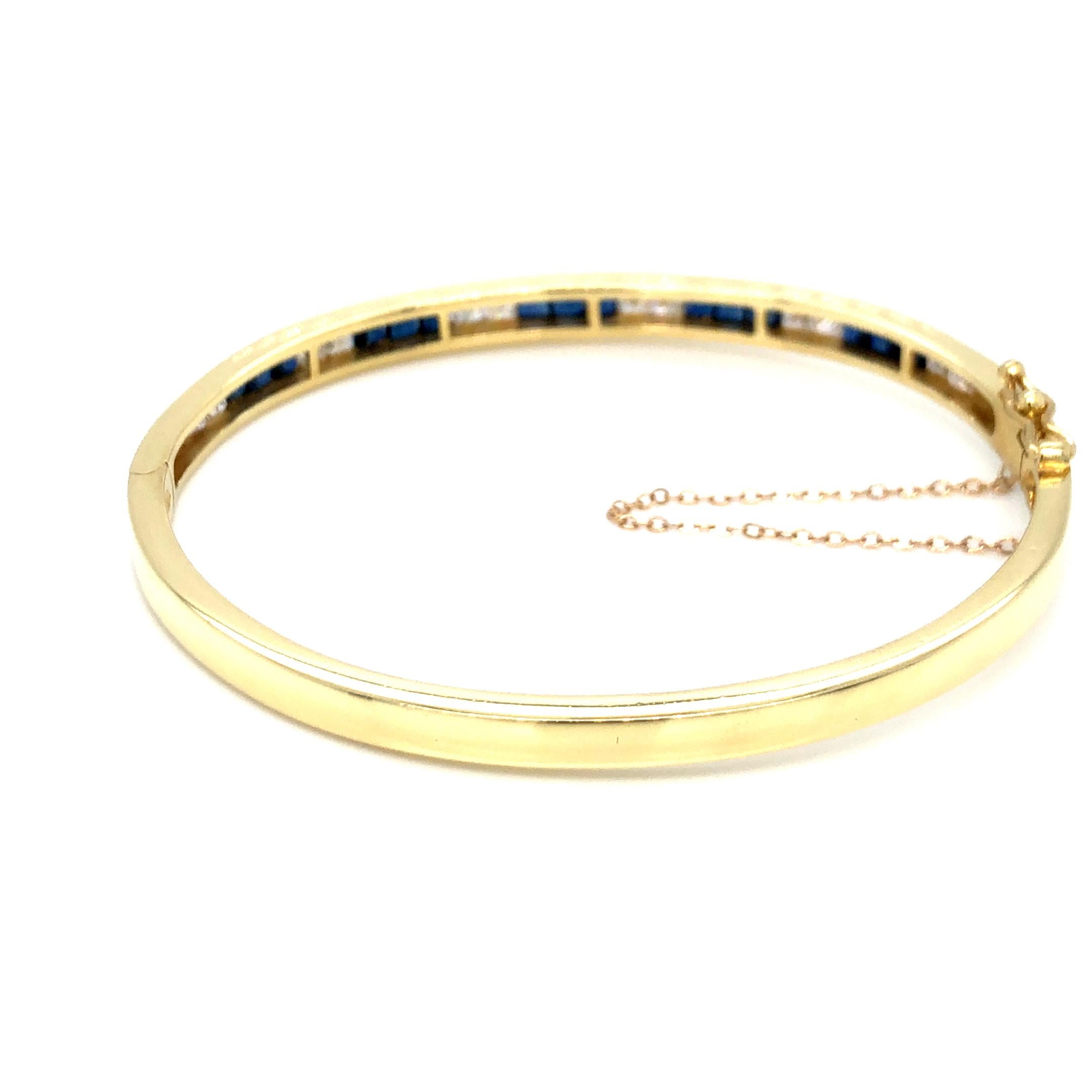 Quadrato Channel Set Sapphire & Diamond Bangle 18K Yellow Gold in vendita