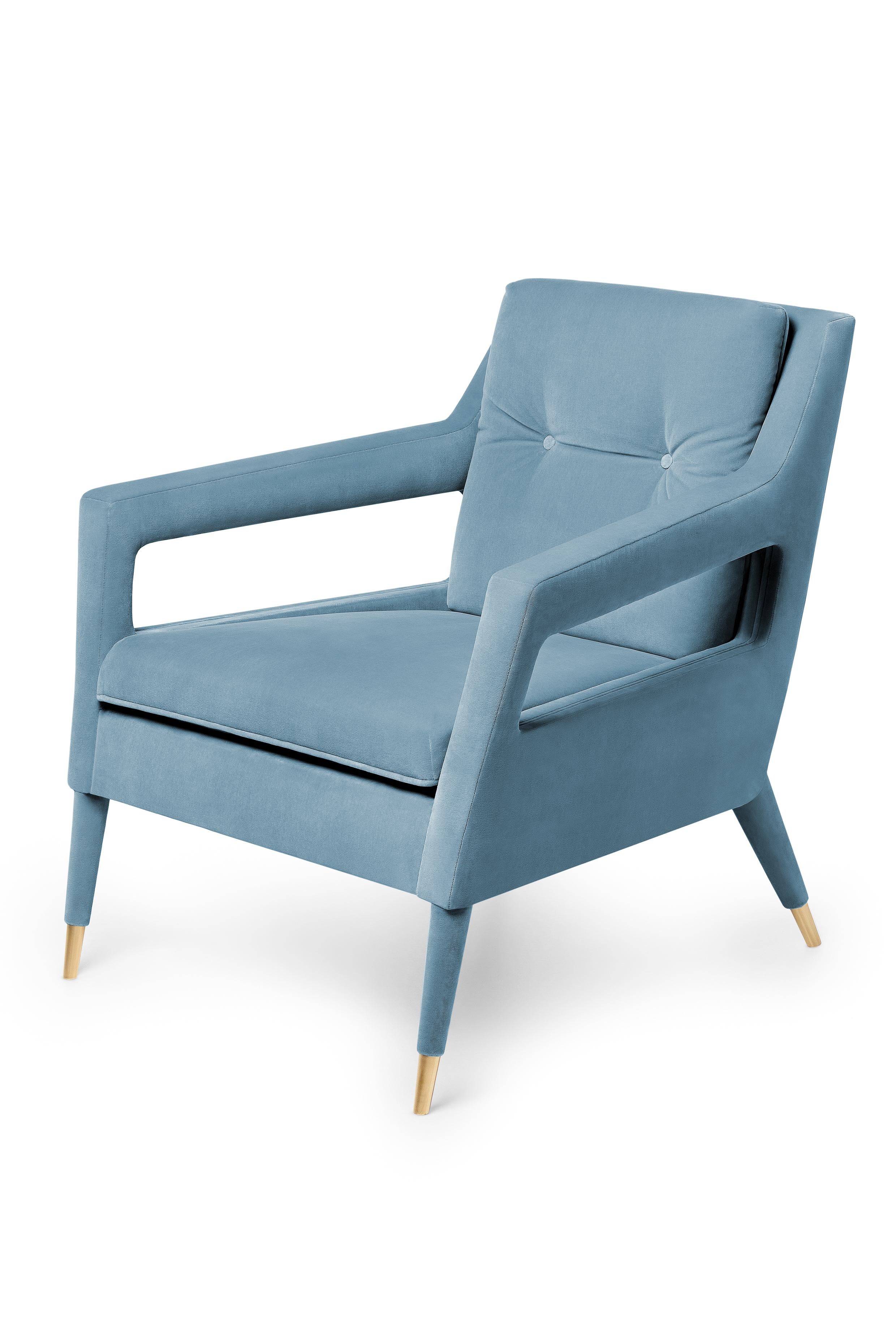 Sillón Chantal by Munna
Dimensiones: P 88 x An 78 x Al 85 cm. SH: 46 cm.
Materiales: Madera, espuma, níquel y tapicería.
Acabado: Terciopelo de algodón y níquel.

Disponible en todos los tejidos Munna excepto en Seda salvaje. Disponible en el propio